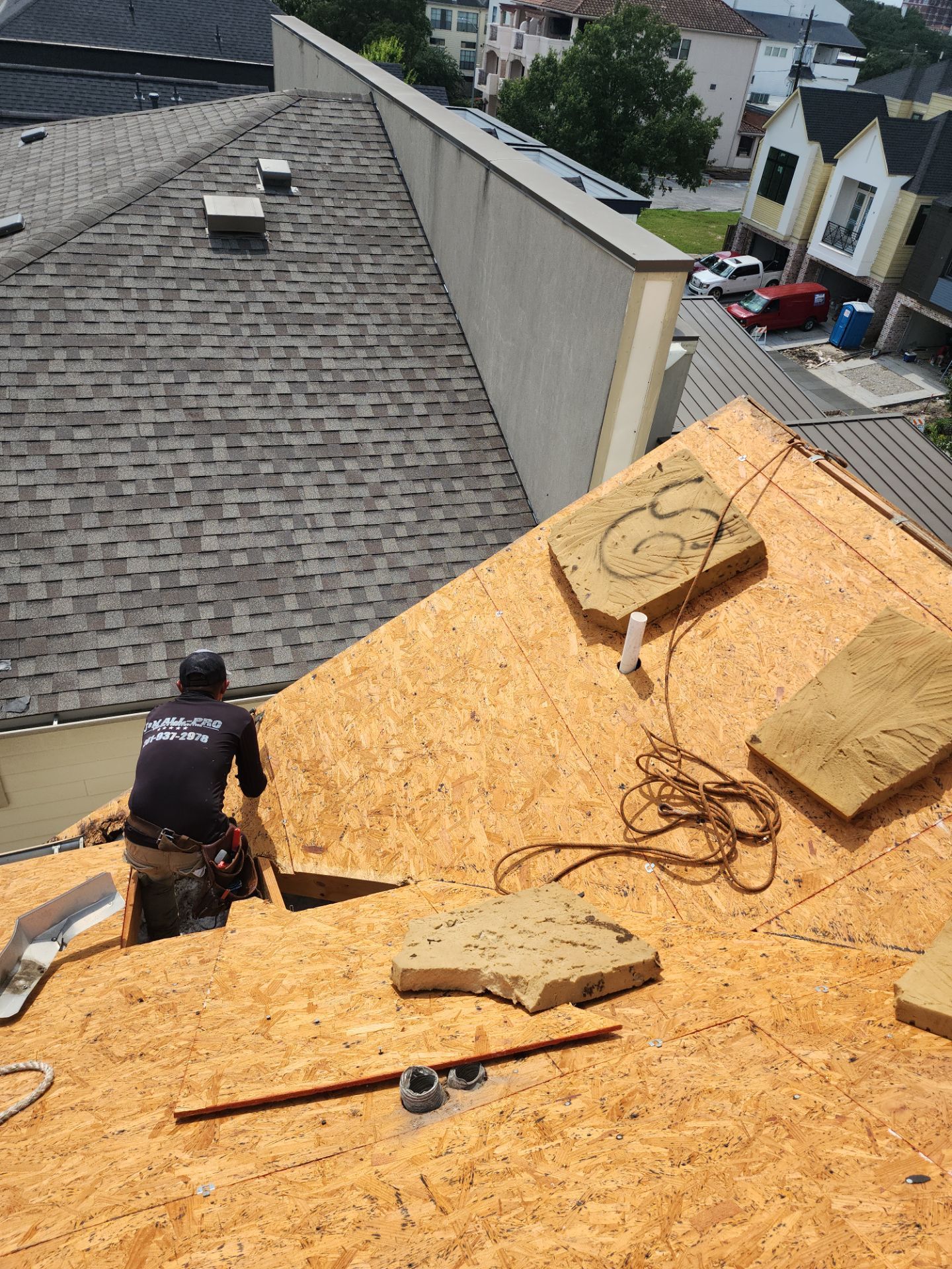 Residential Roofing Installation using Owen's Corning Duration (Lifetime) Shingles by Roof Repair Company