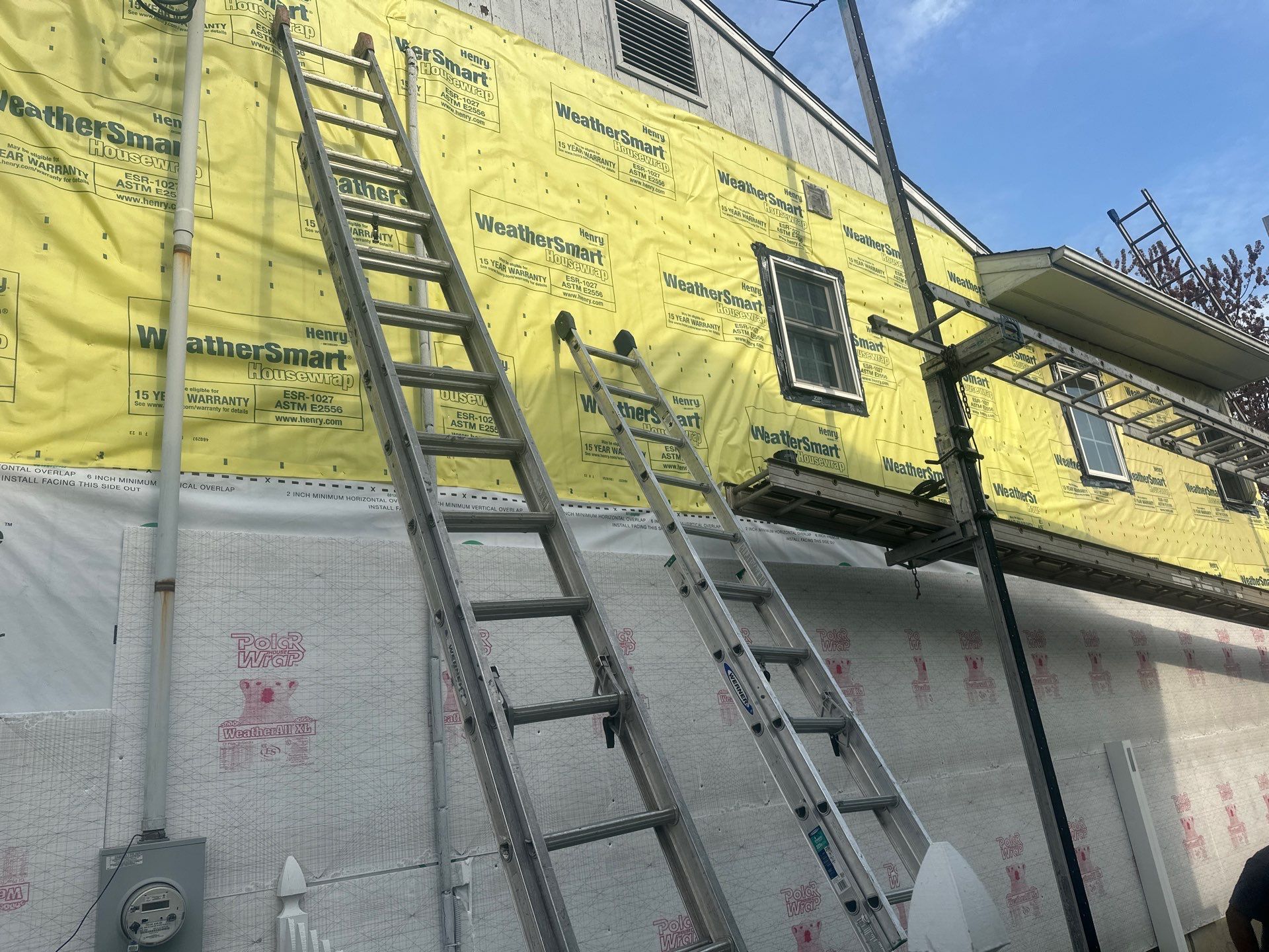 Siding Installation using Certainteed Cedar Impressions Straight Edge Perfection Shingles - D7 - Pacific Blue by A Plus Exterior