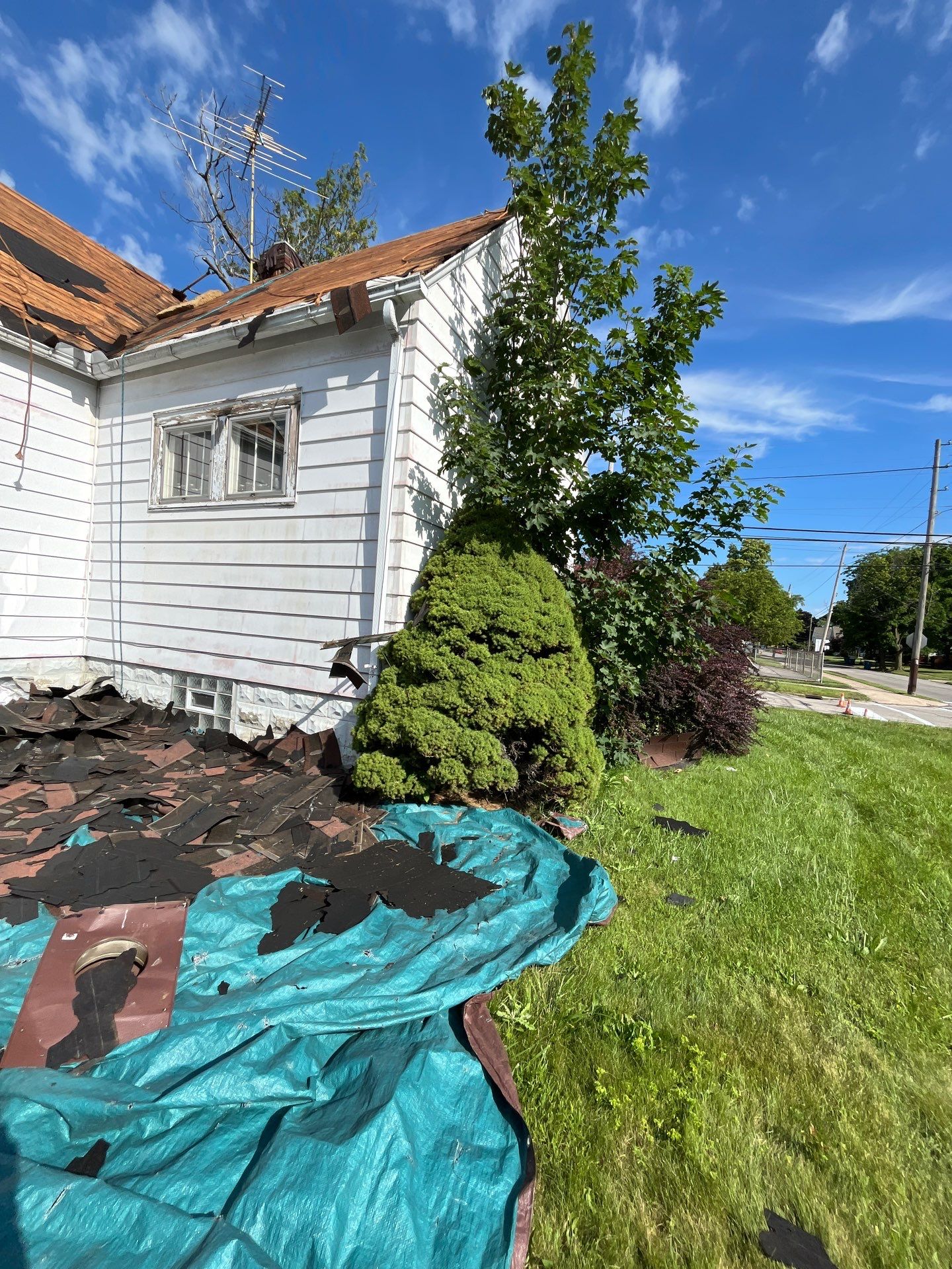 Roofing Replacement by Homestyle in Lorain by Homestyle Home Improvements (HHI)