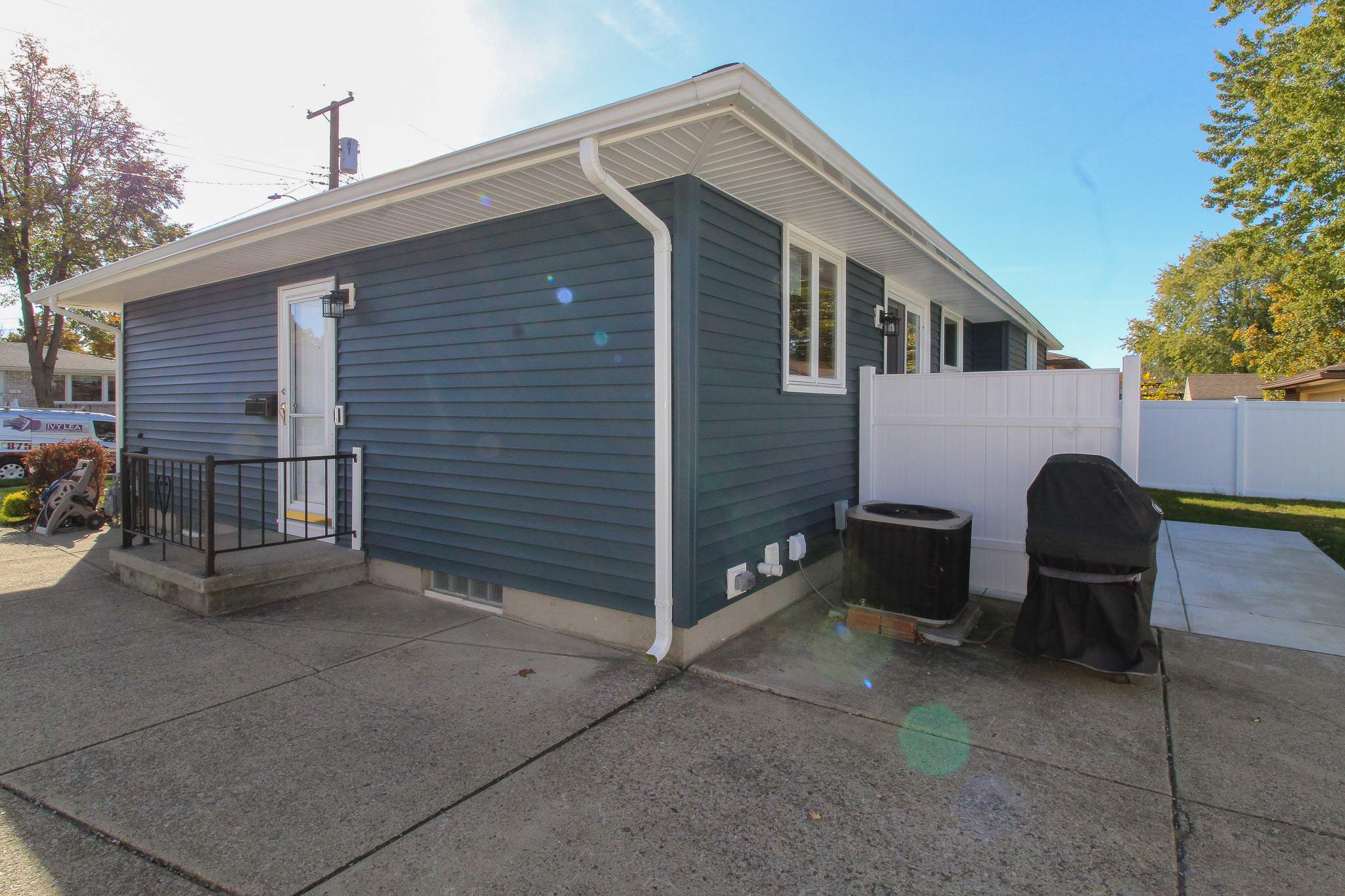 Exterior Siding and Concrete by Ivy Lea Construction
