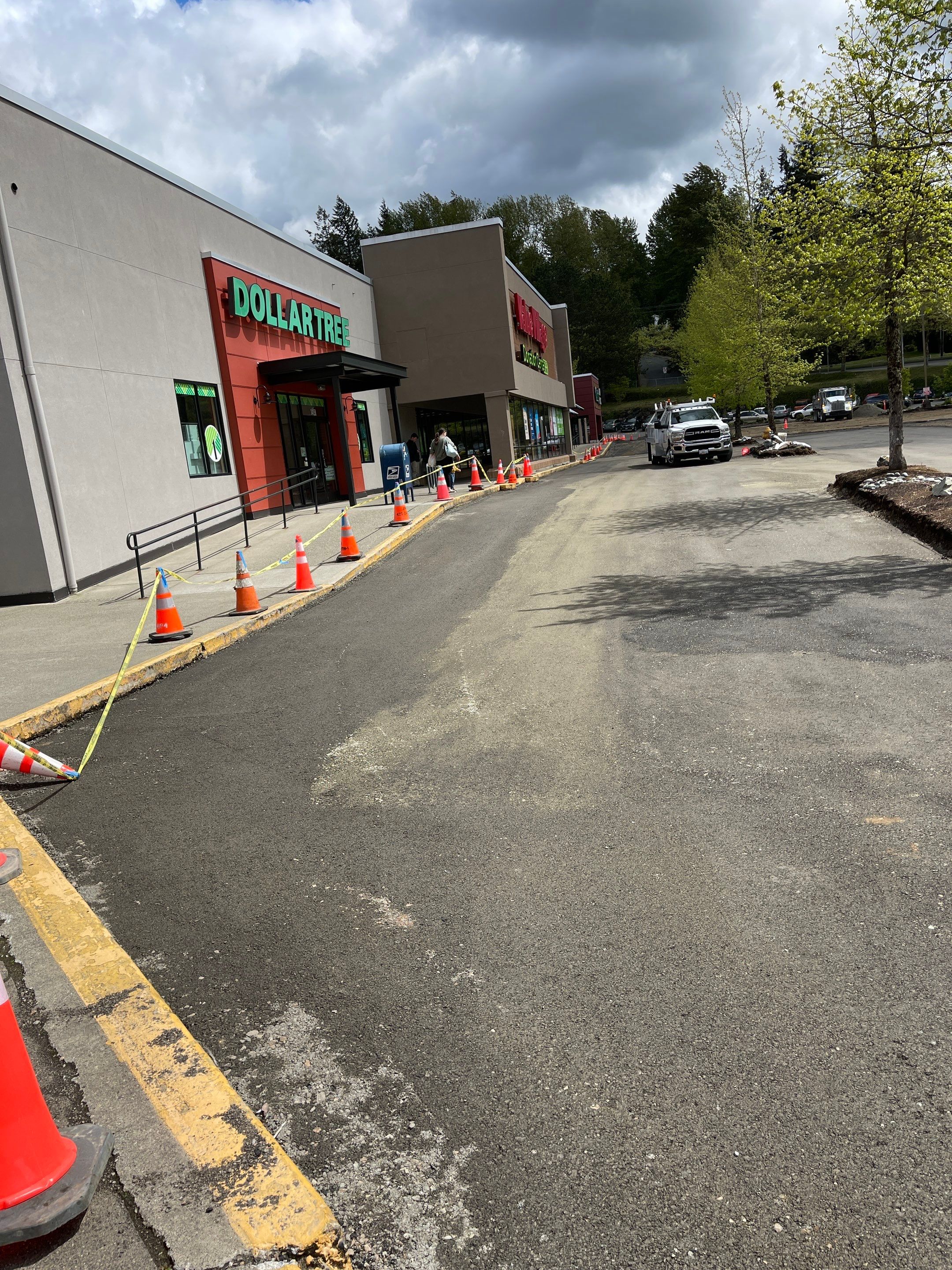 Colliers - Woodinville New Asphalt Parking Lot by Jireh Asphalt & Concrete Inc 