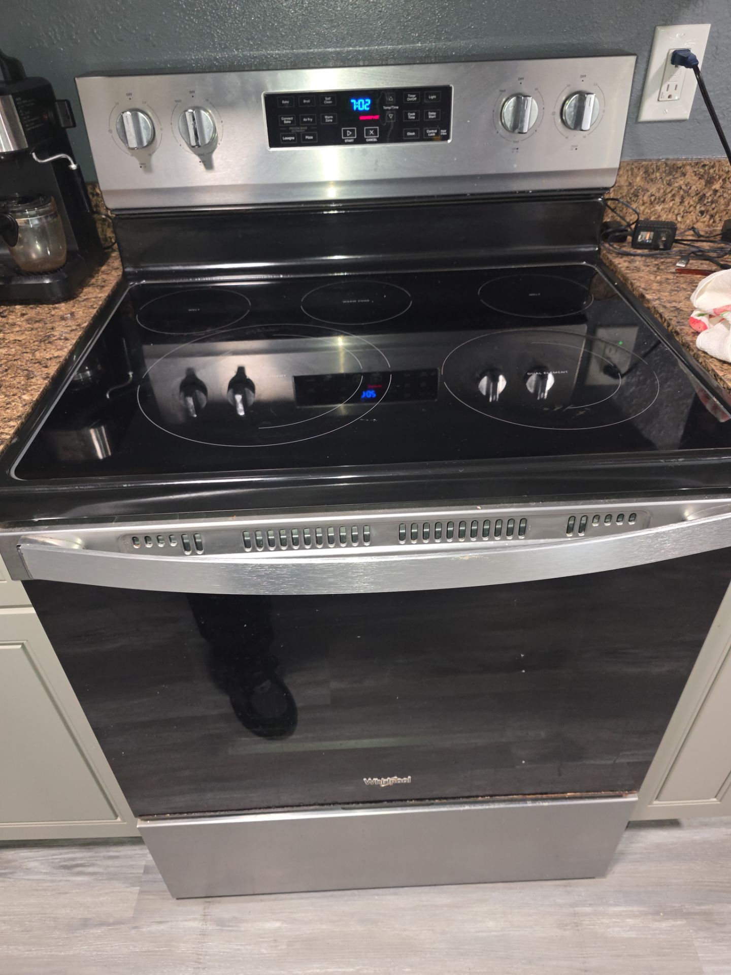 Whirlpool Electric Range Control Board Replacement in Apopka by AMB-WORKS APPLIANCE REPAIR