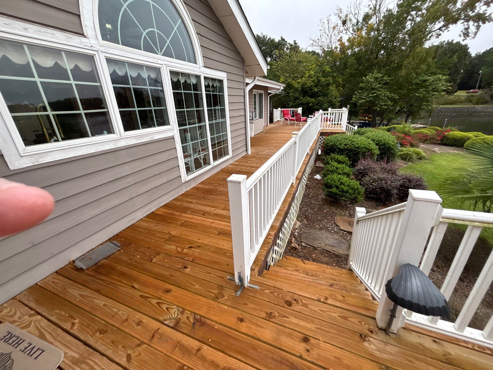 Wood Deck using Wood Sealant by DuraSeal