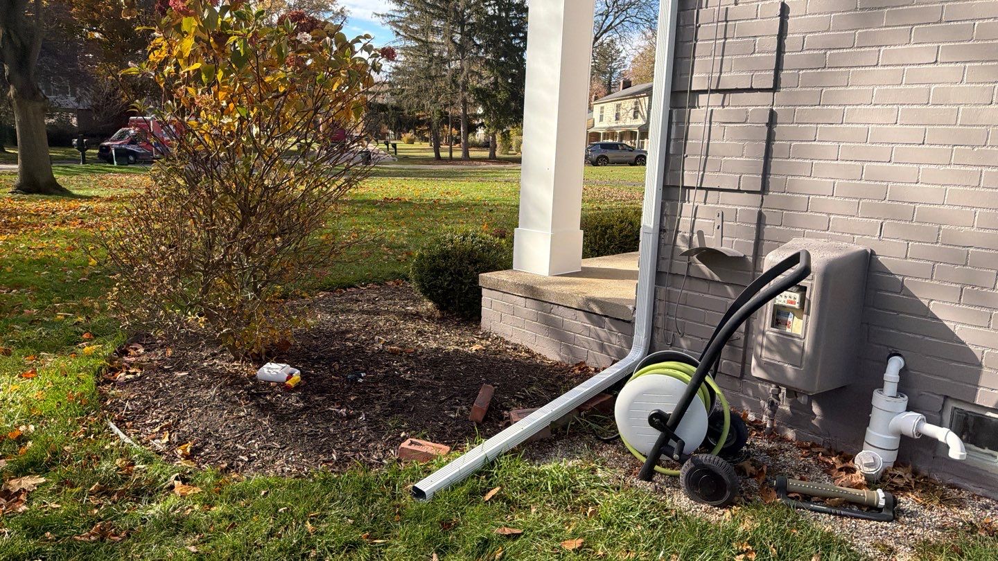 Siding Replacement using Alside S7 Cedar Mill Grain Storm Grey by 180 Contractors