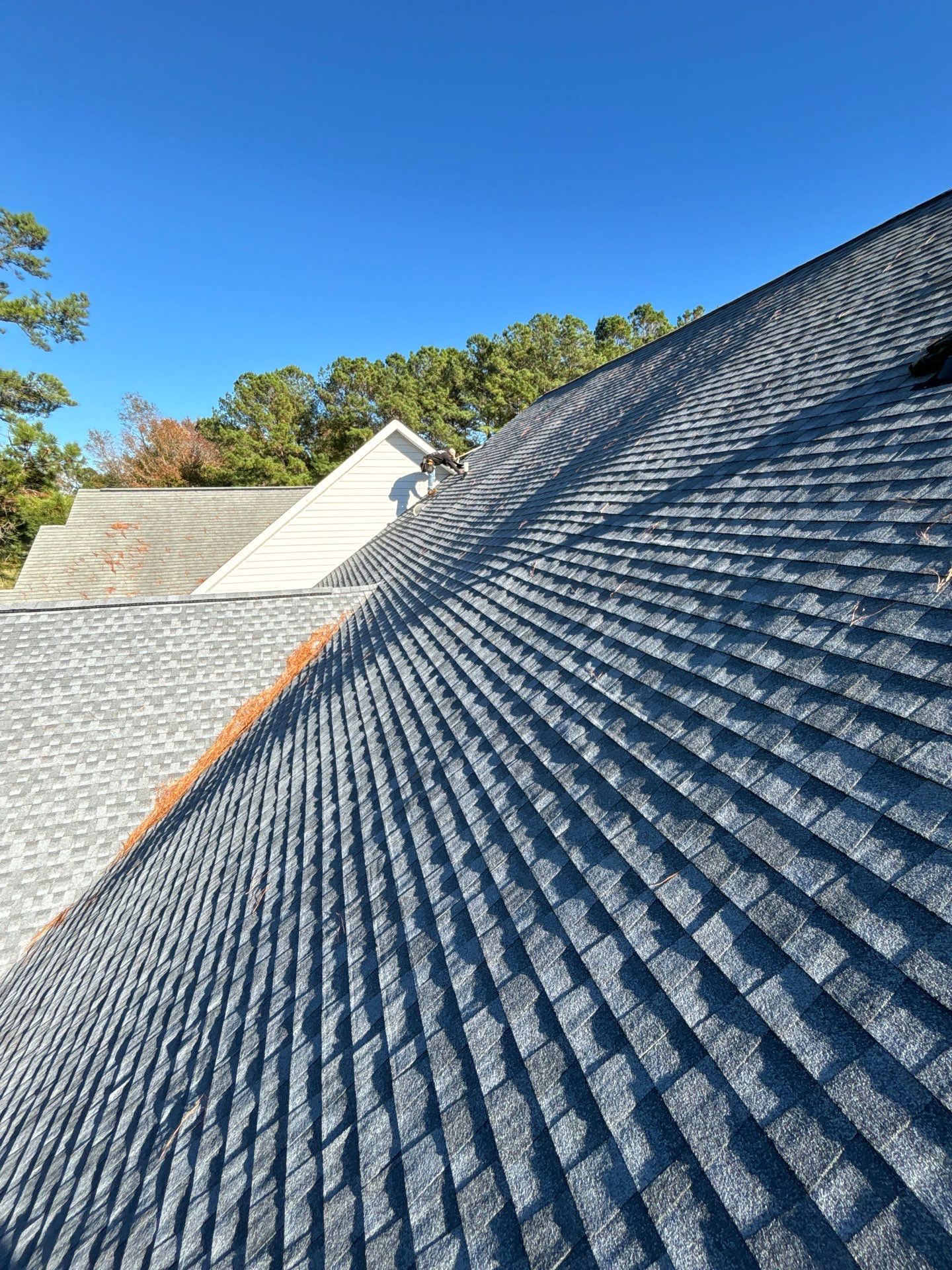 GAF HDZ - Oyster Grey by Linta Roofing