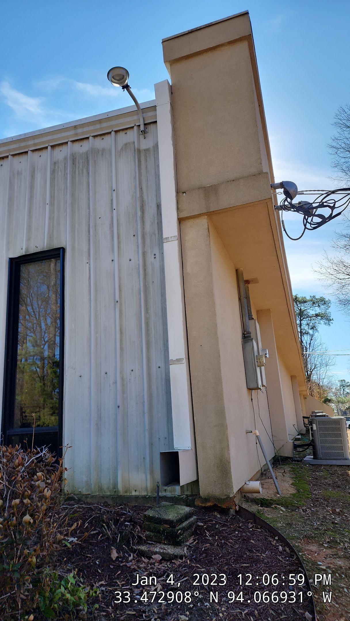 Office Building in Texarkana by Hostetler Roofing