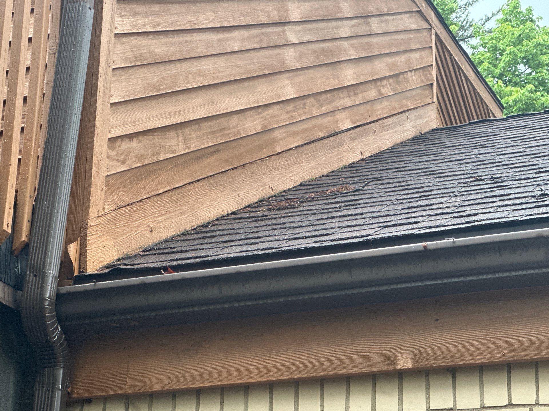 Hardie siding  by Cousins Roofing Siding & Decks