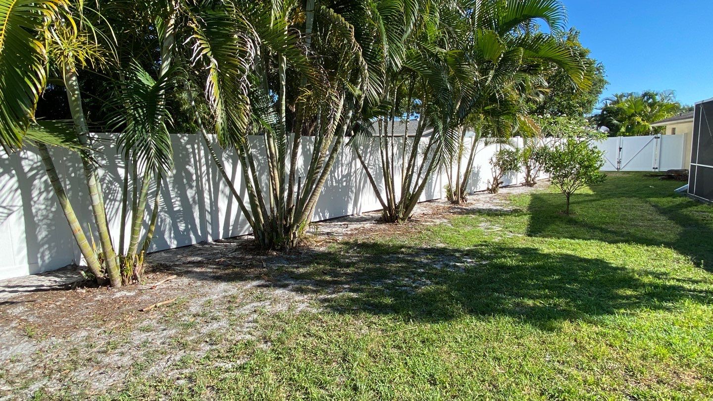 Bradenton, FL 6ft. Tall White Vinyl Privacy Fence by Asap fence and gates, LLC