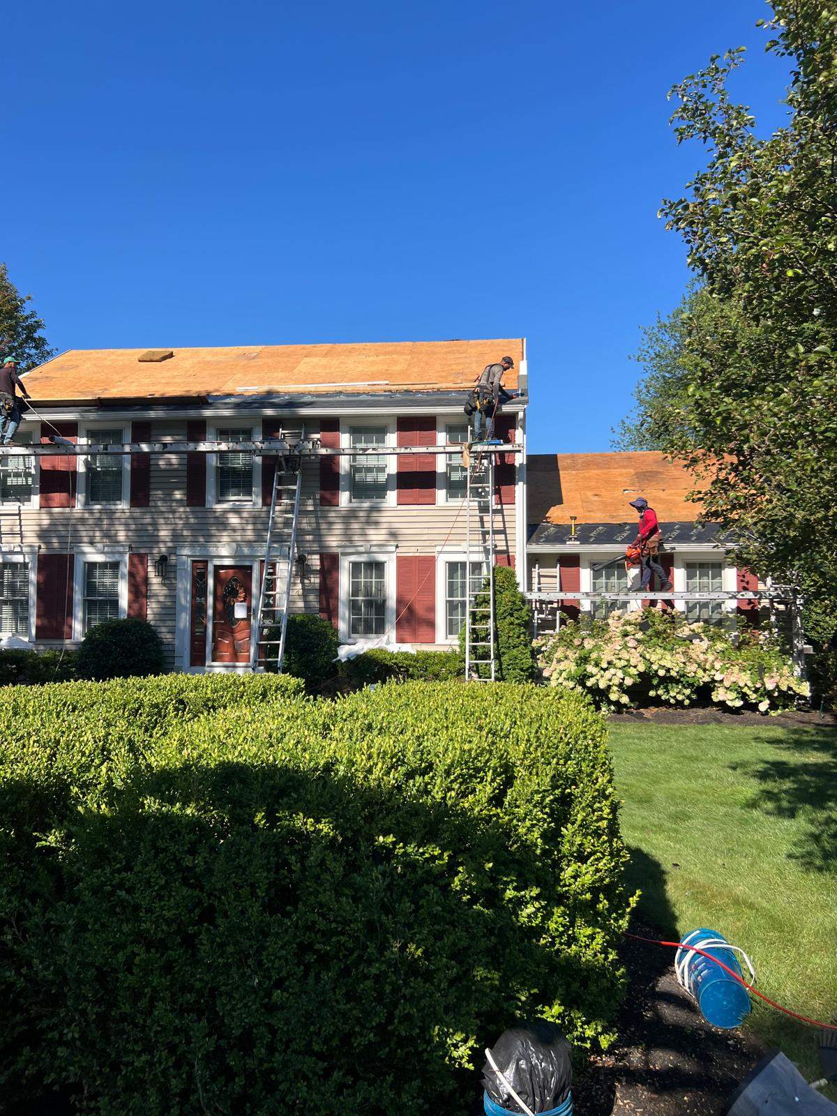 Full Roof Replacement in Arlington, MA   – Architectural Black Shingles by JOHNNYS PRO
