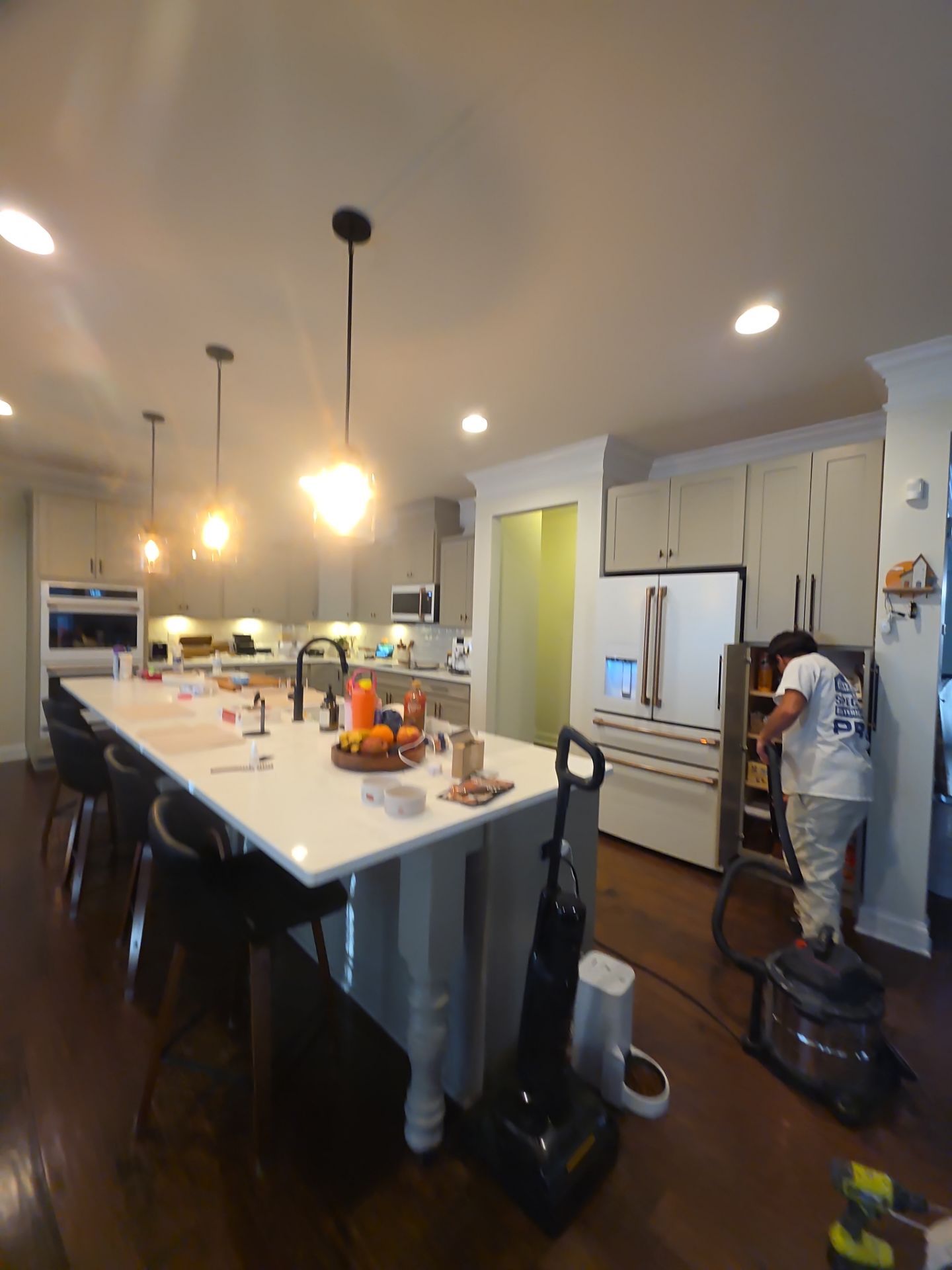 From Dated to Dazzling: A Bright Kitchen Transformation in Holly Springs by Elite Remodeling and Design LLC