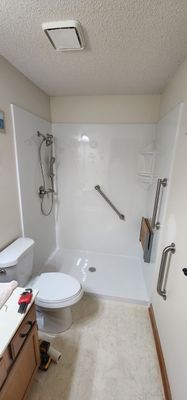 Simple and effective tub-to-shower