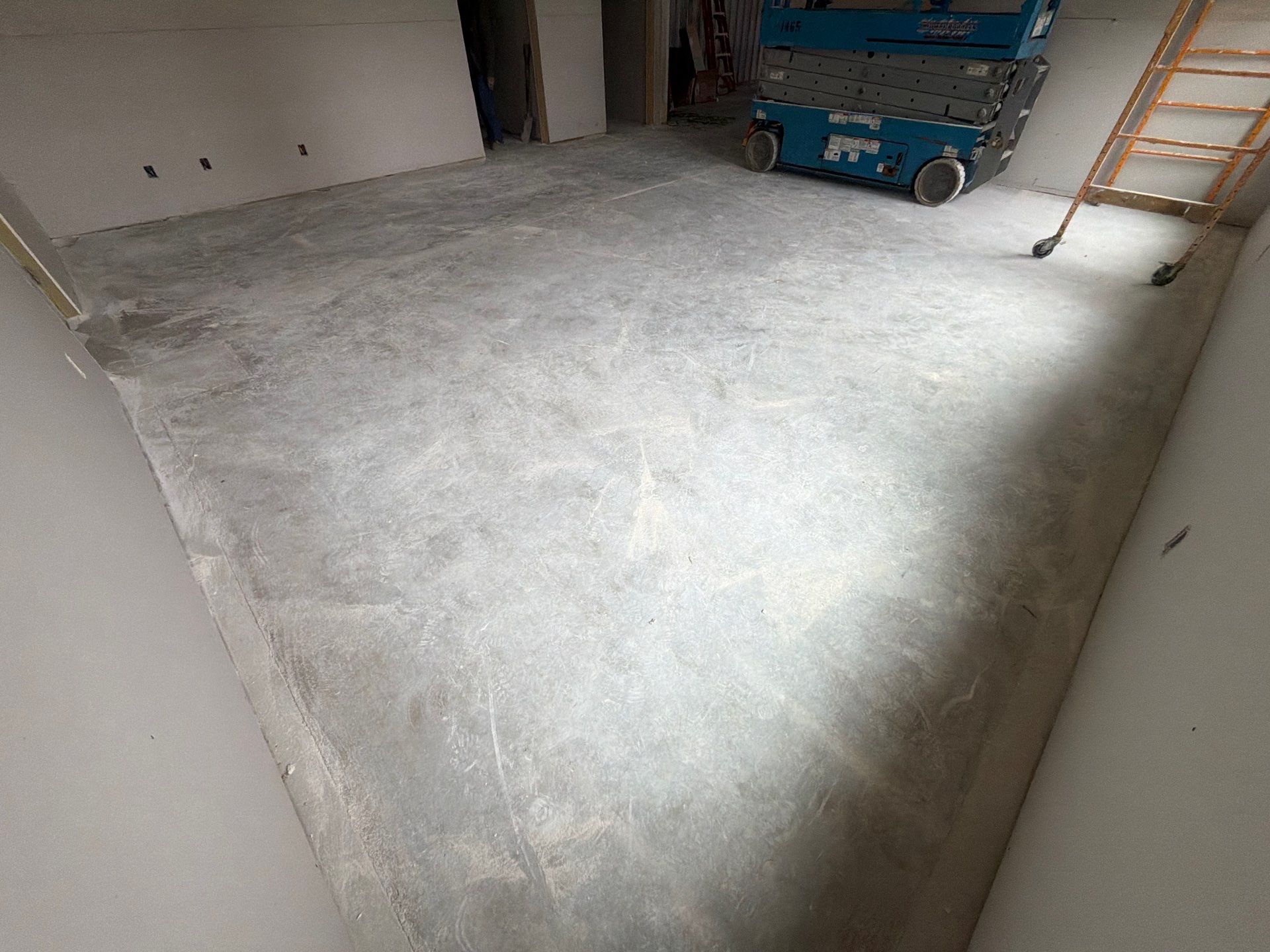 Multi-Color Epoxy Flake Floor Installation in West Olive by Gordon Painting