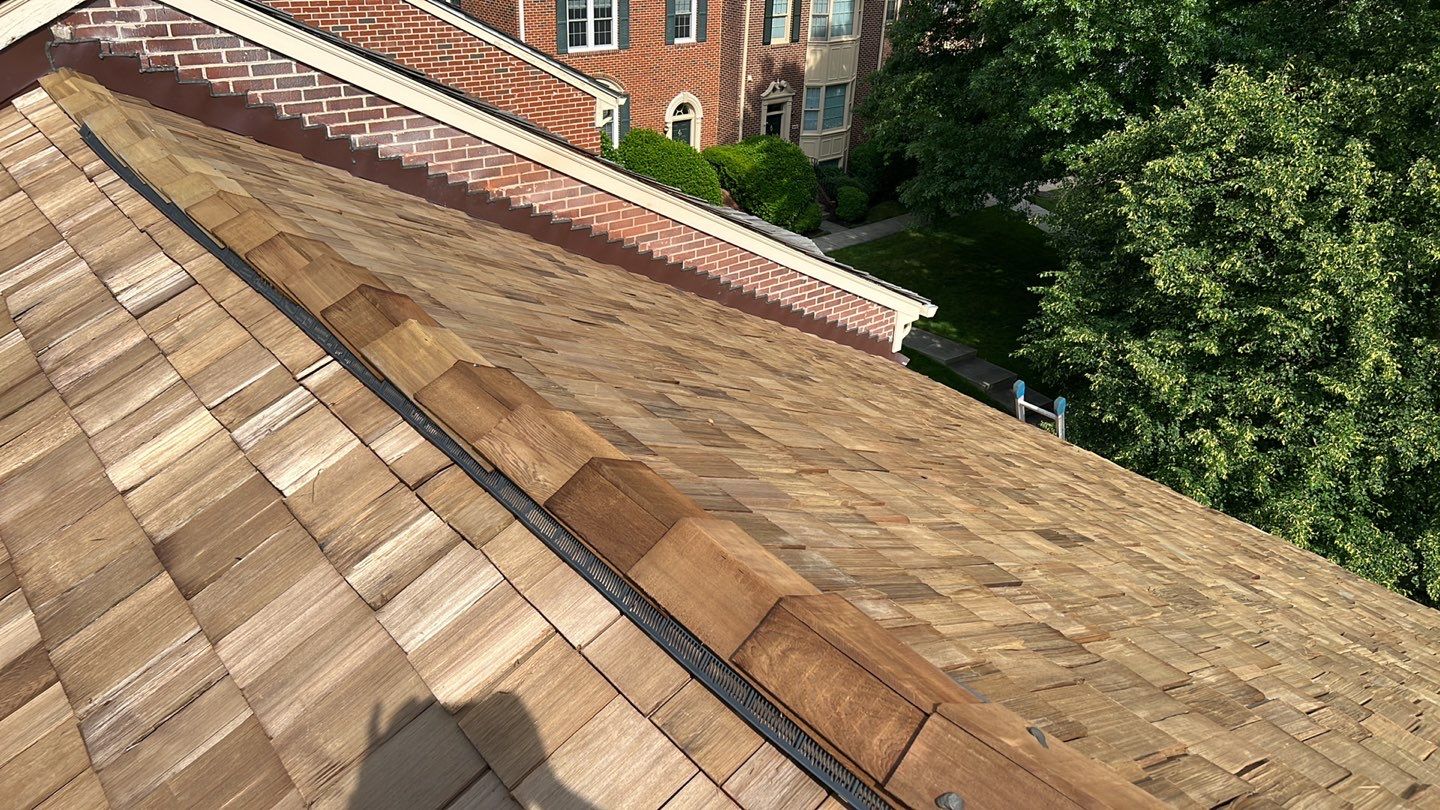 Falls Church - 18" Perfection CCA Shakes in Western Red Cedar by RM Banning, Inc.