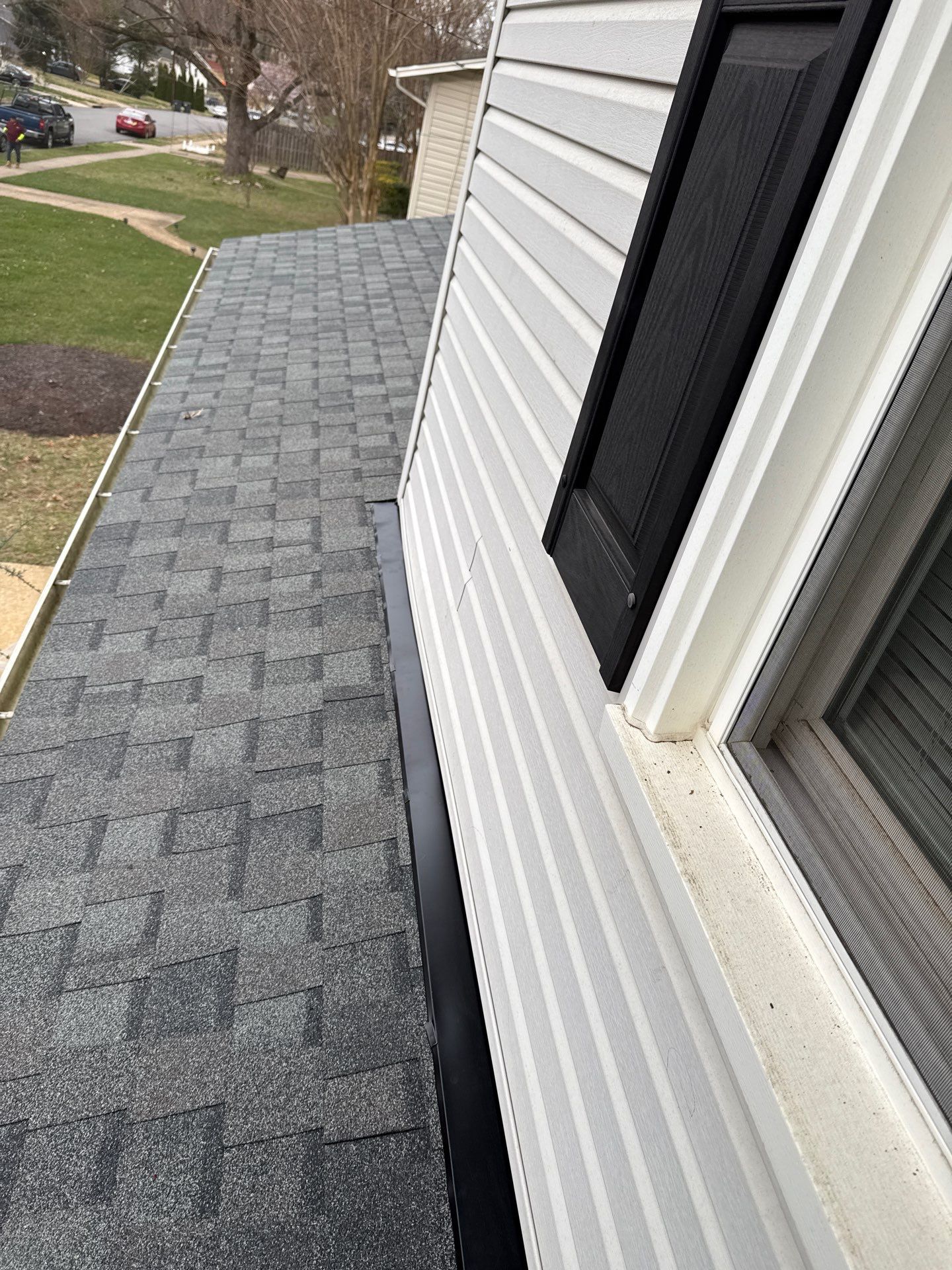 West Springfield: Residential Roof Replacement with CertainTeed Landmark in Colonial Slate by RM Banning, Inc.