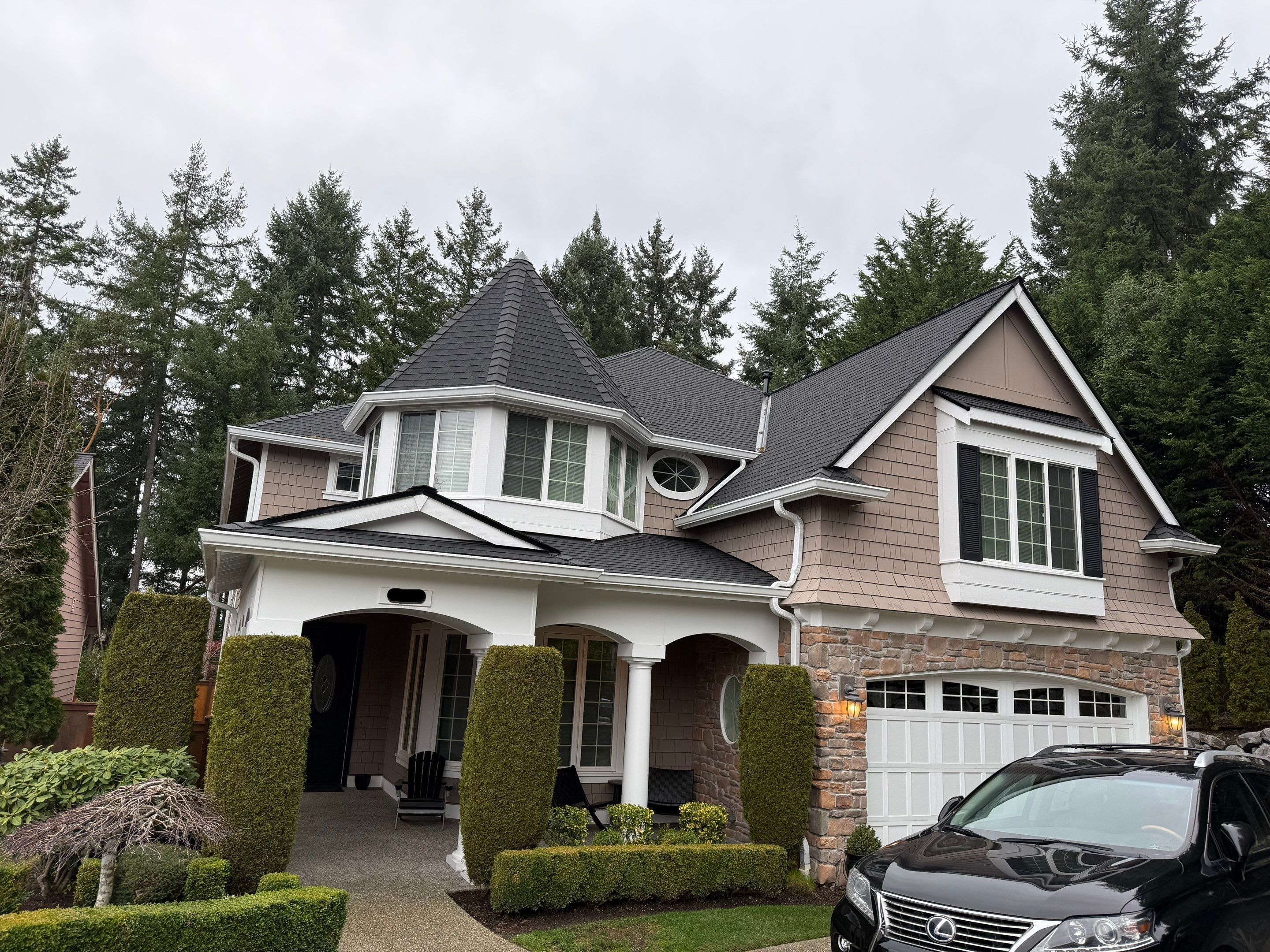 Residential Roof Replacement Estimate in University Place, WA by Hanley Construction