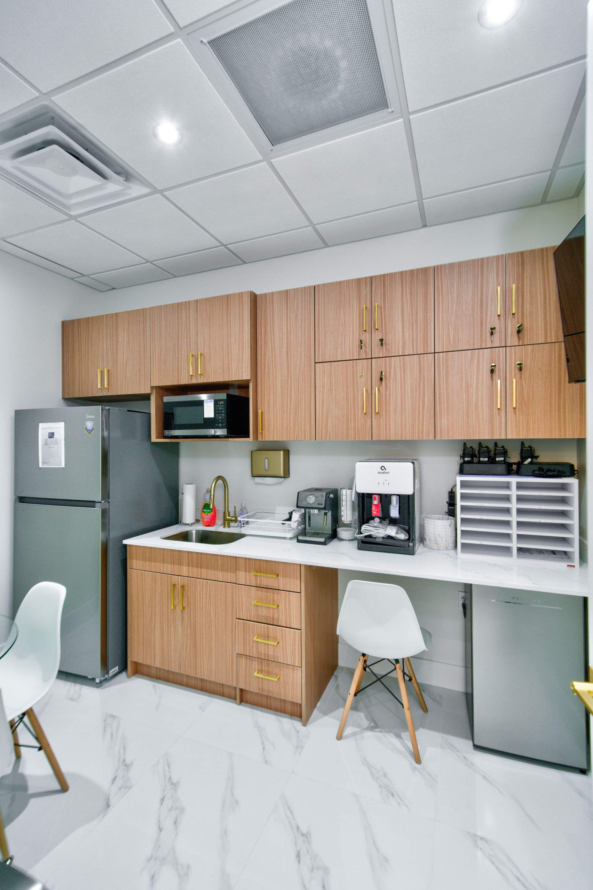 Loving Smiles Dental & Aesthetics by Ruiz Construction Inc