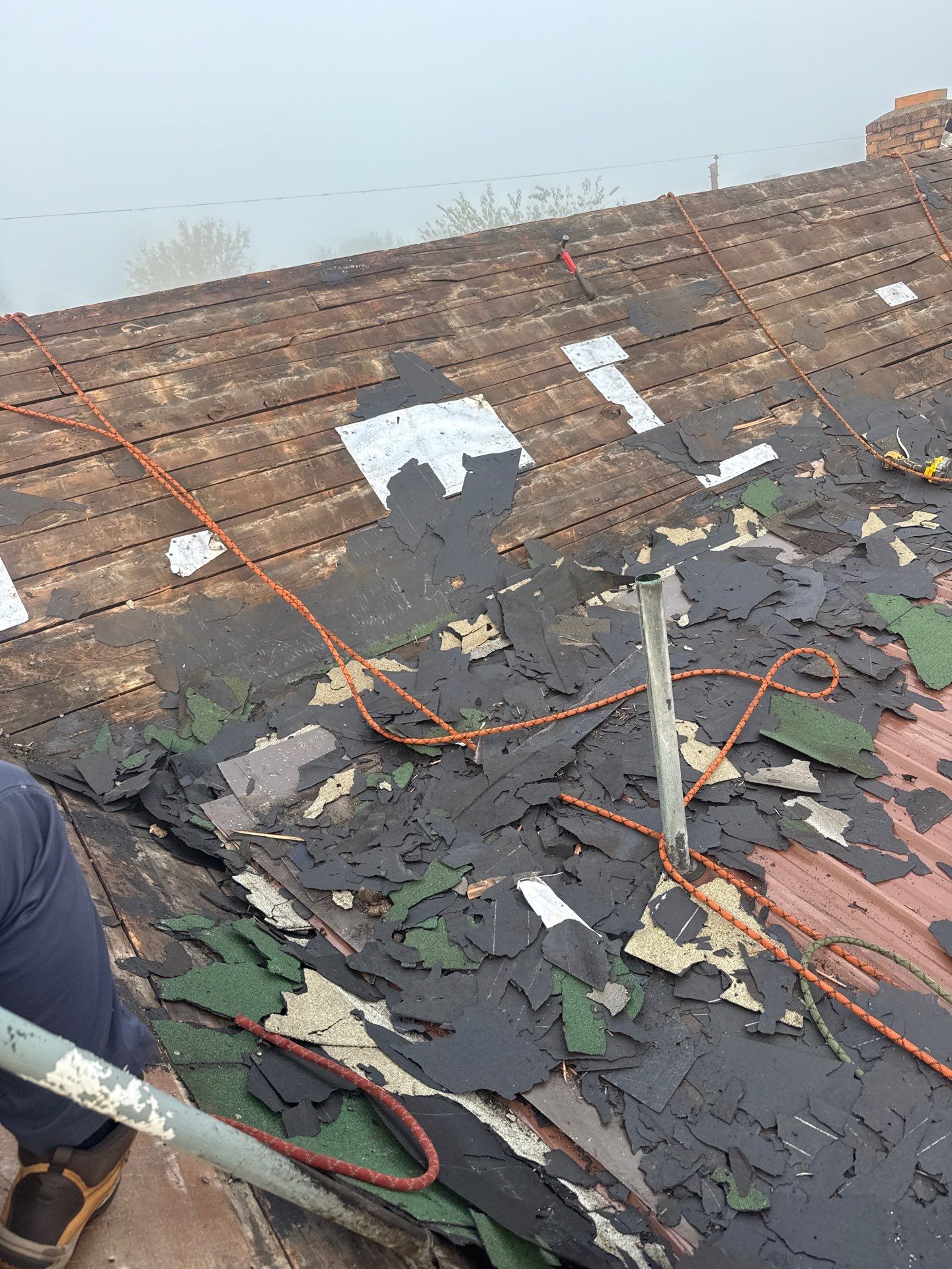 Residential Roofing Installation using GAF Timberline HDZ Weatherer Wood by Rainstoppers Roofing