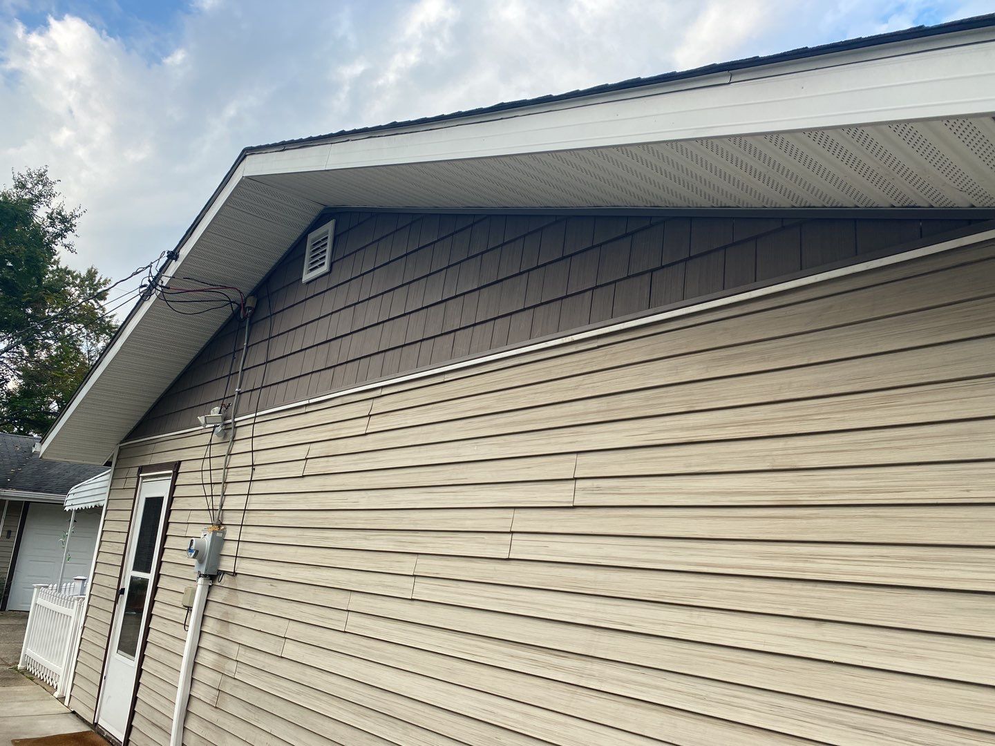 Vicki Dayton by Silver Leaf Contracting 