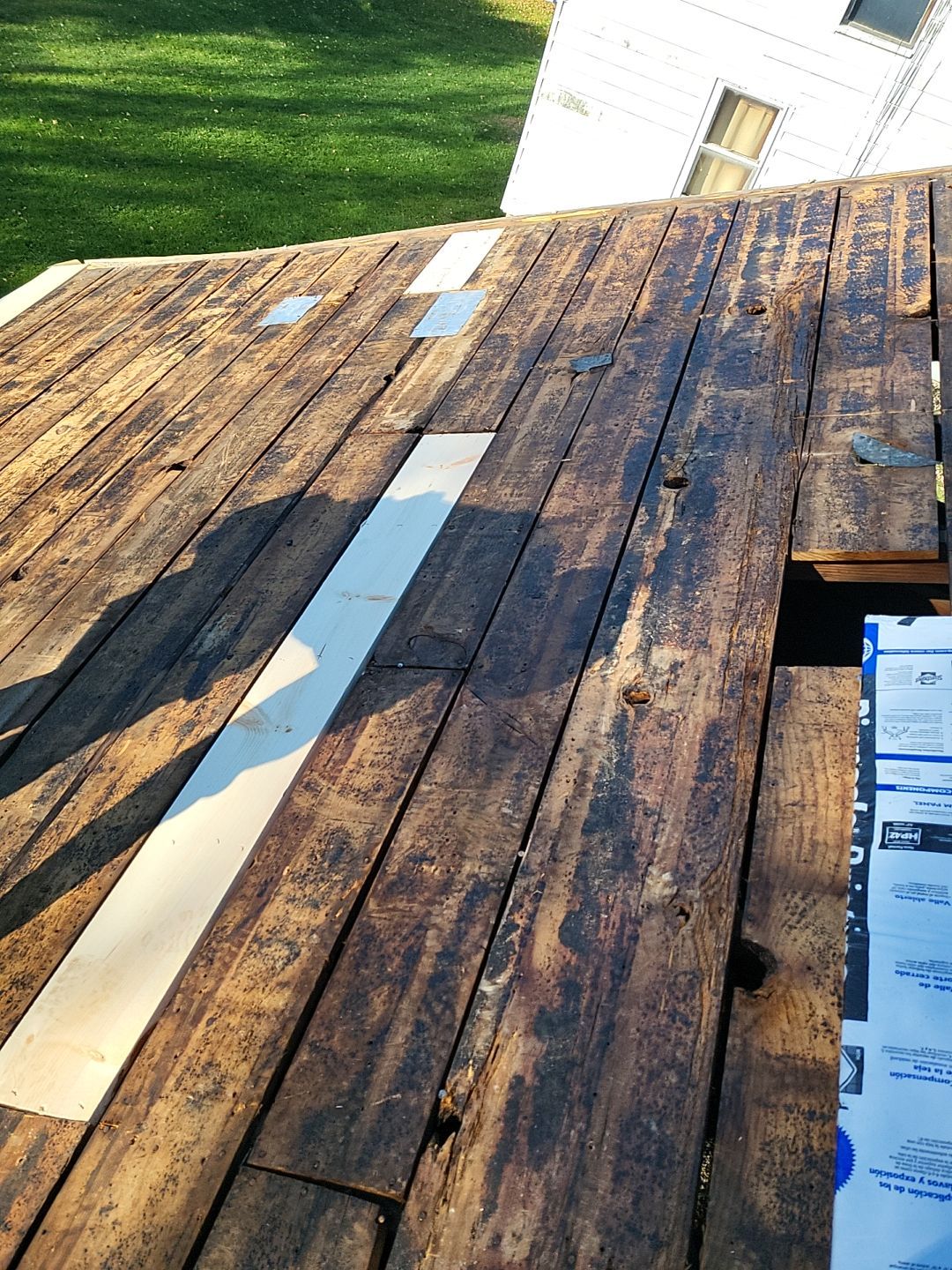 Atlas Pinnacle, Color, Pewter, Drip Edge, White by Eagle Eye Roofing