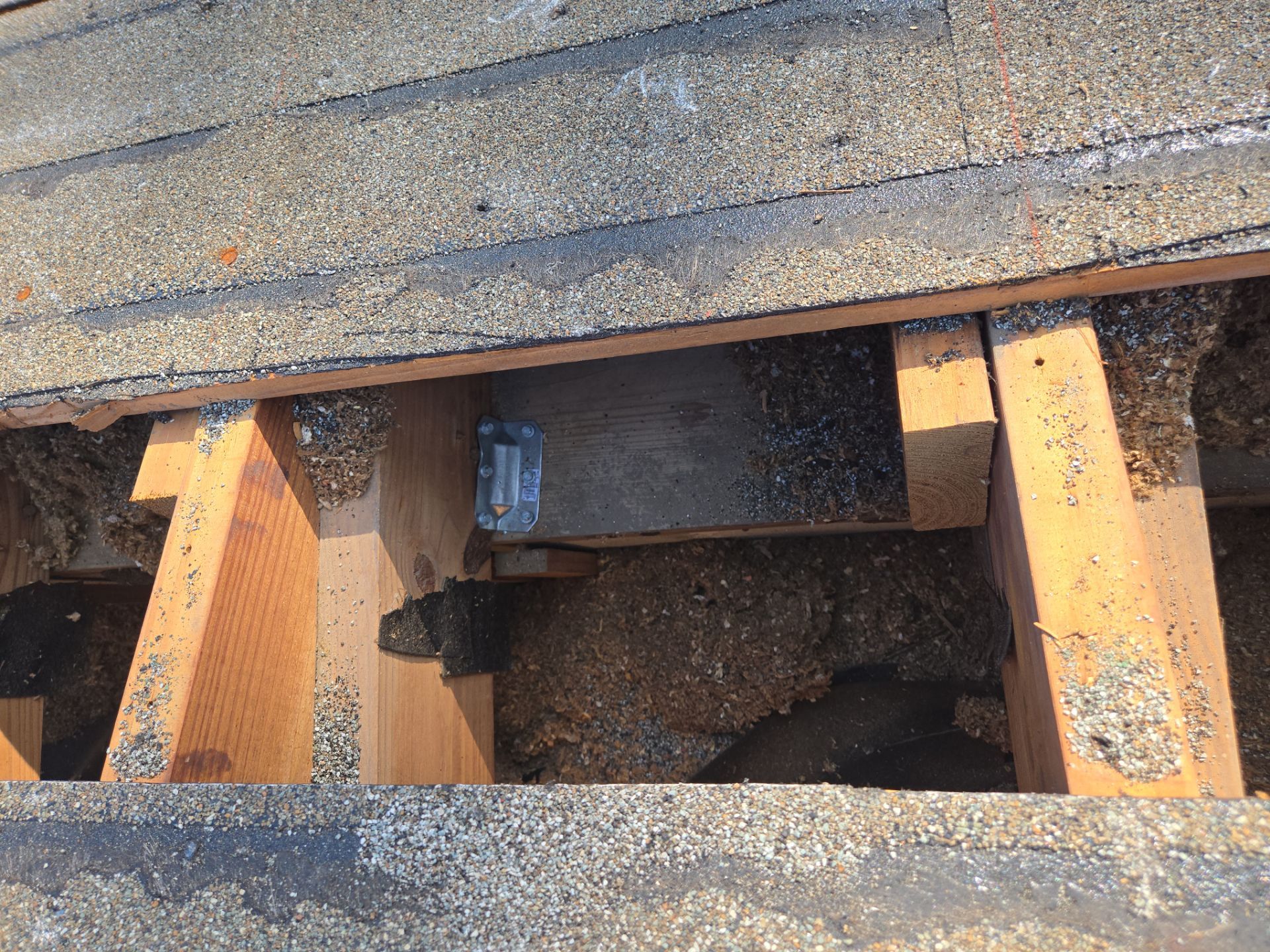 Project in St. Petersburg 33705 by Mitchell Roofing Company LLC 