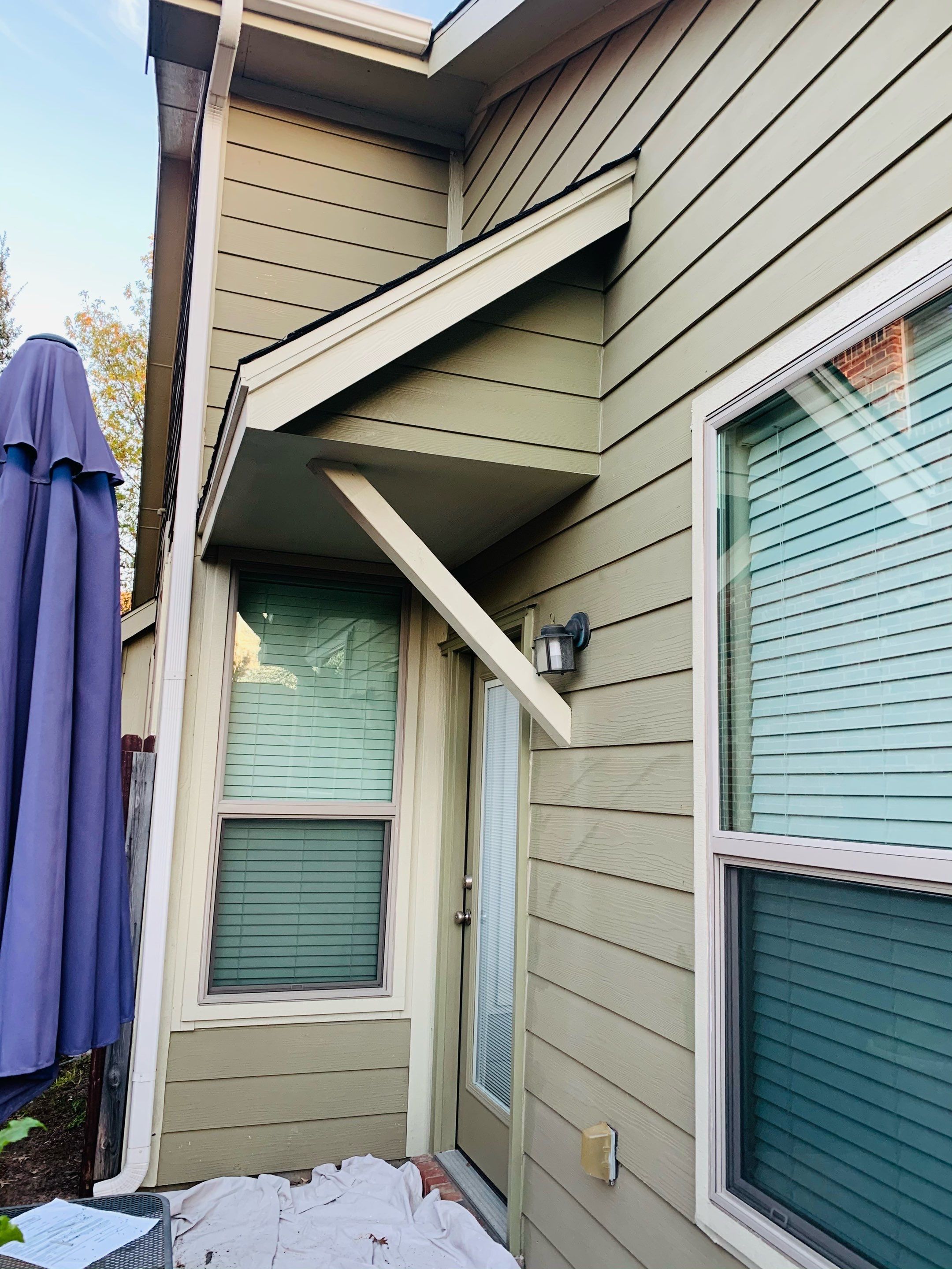 General Construction - From Exterior Siding & chimney, Patios to Full Interior Damage by First United Roofing & Construction