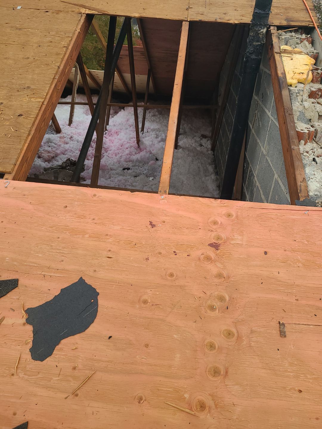 Springfield: Residential Roof Replacement with CertainTeed Landmark Pro in Max Def Burnt Sienna by RM Banning, Inc.