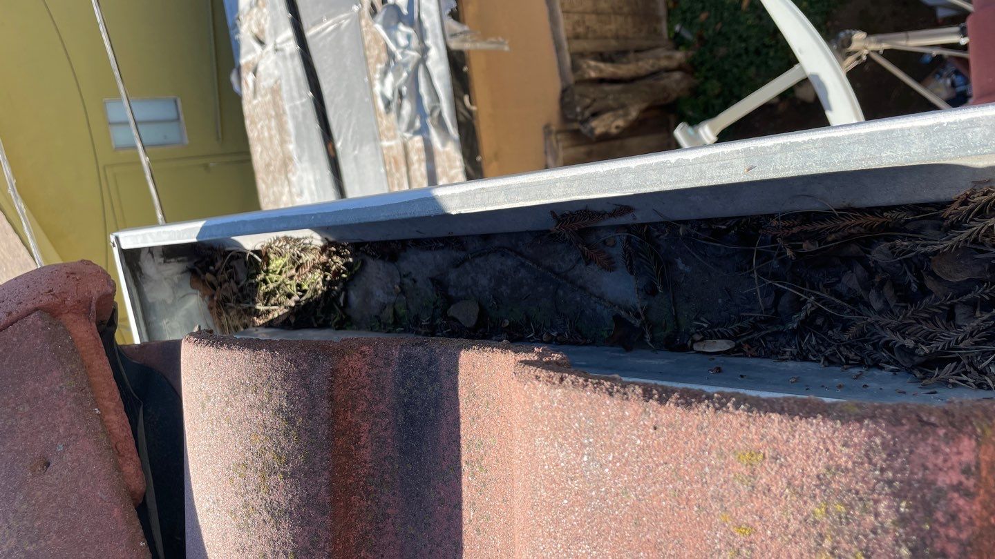 12-Unit HOA Gutter Cleaning in San Jose by All One Solar Shine