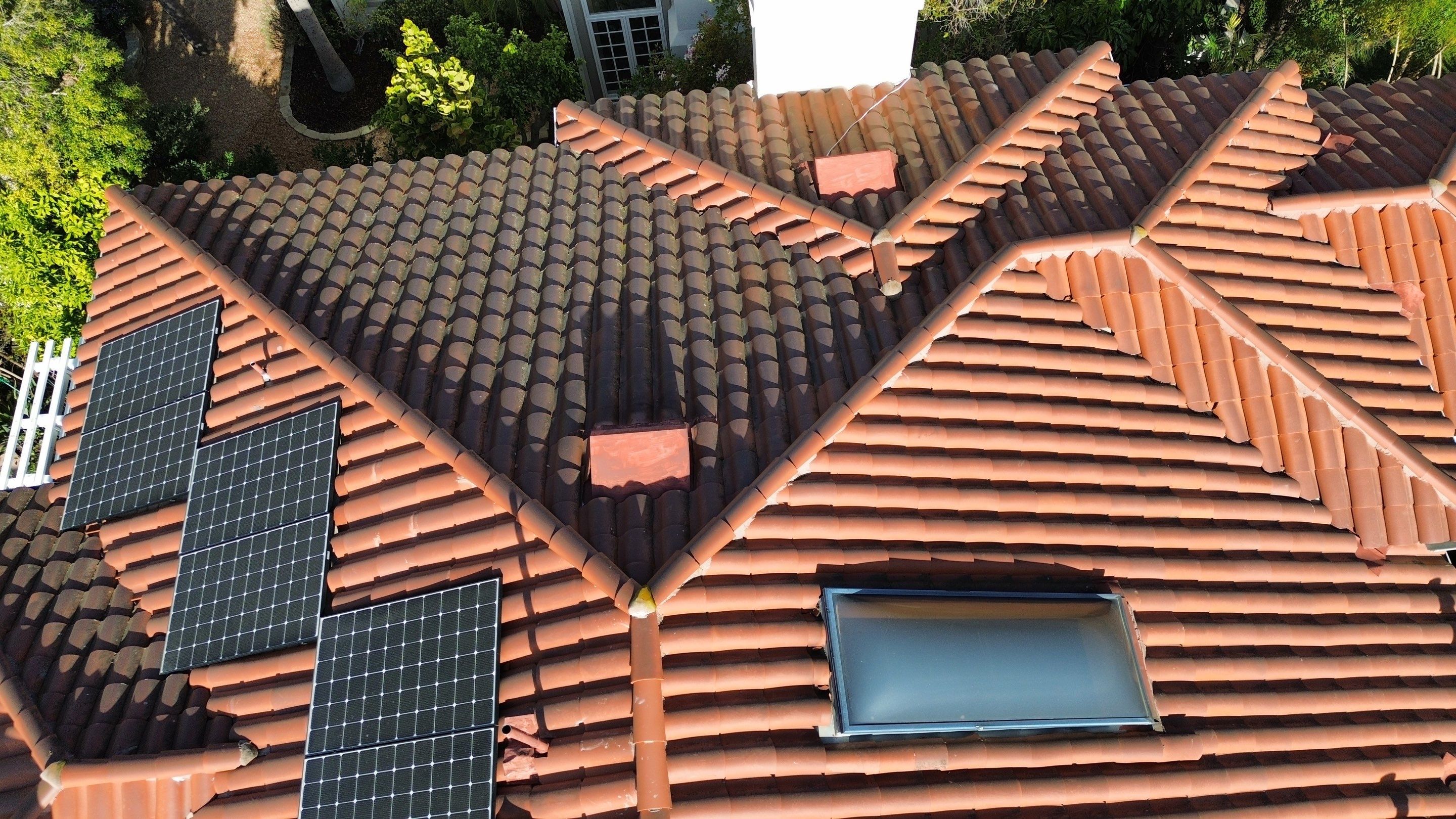 Roof Cleaning SAFECO by Pirate Pete’s Power Washing