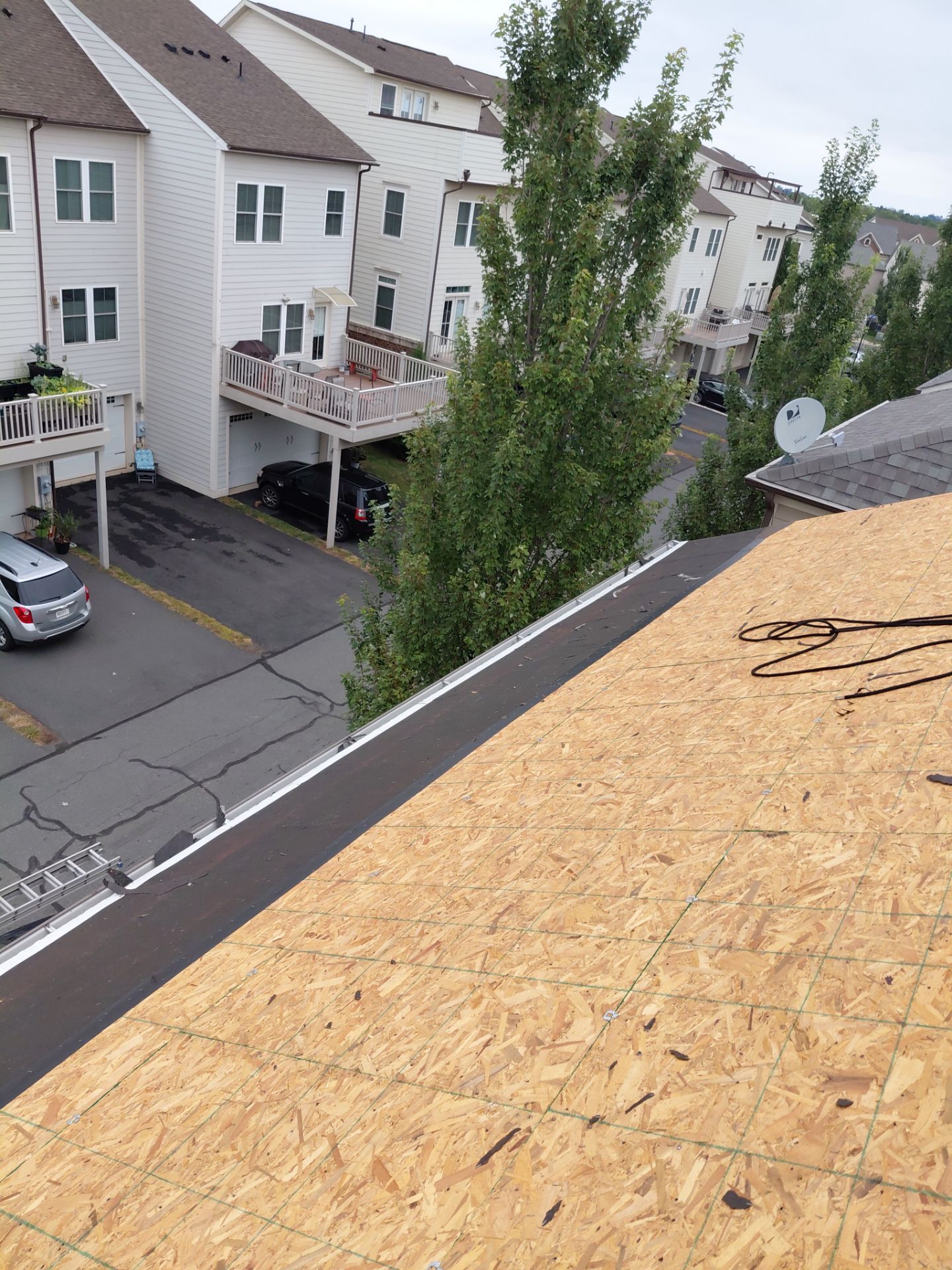 Ashburn: Residential Roof Replacement  with CertainTeed Landmark Pro in Max Def Georgetown Gray by RM Banning, Inc.