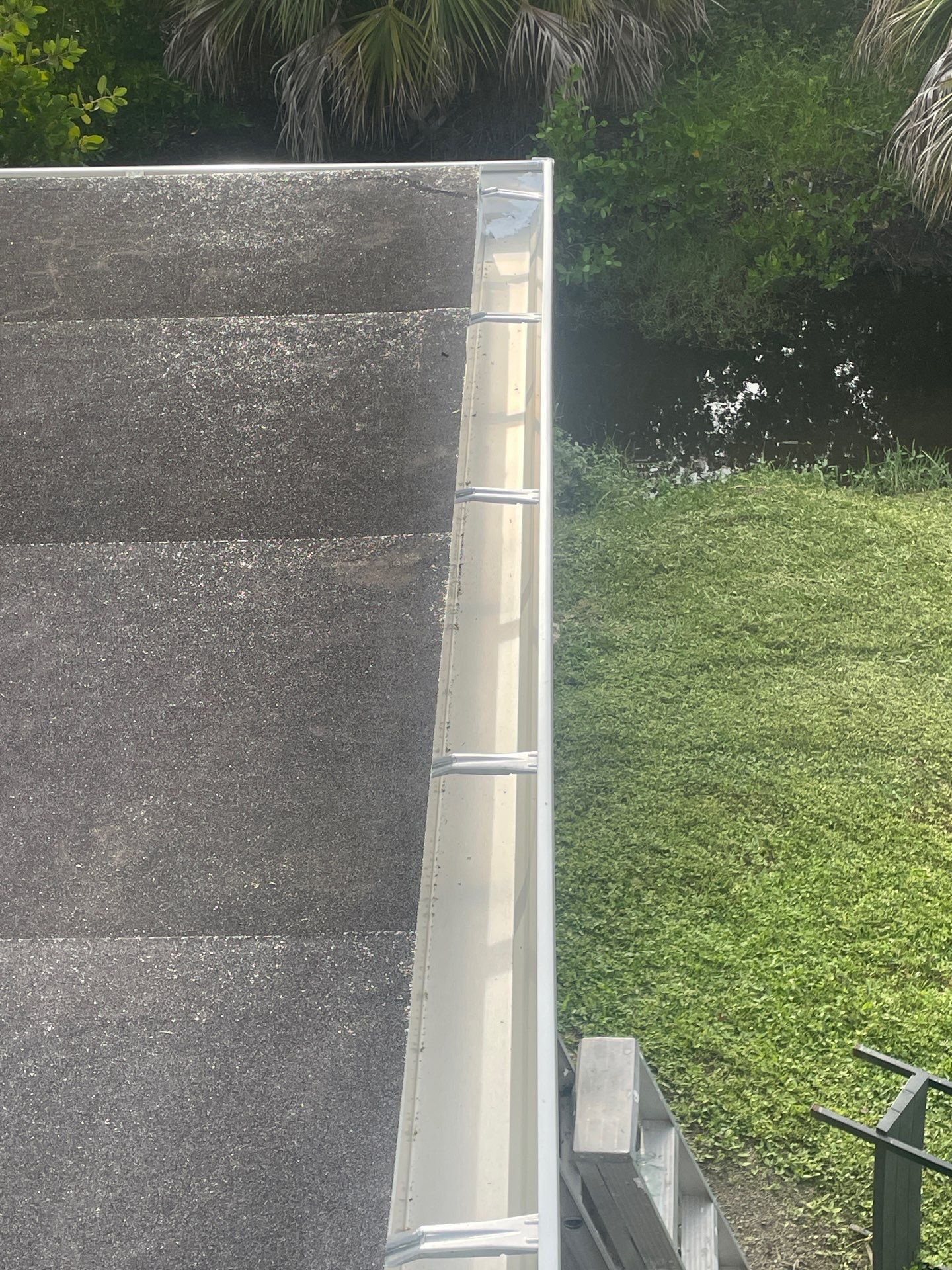 Custom 7-Inch Aluminum Gutters in Fort Myers FL by Gutter Professors