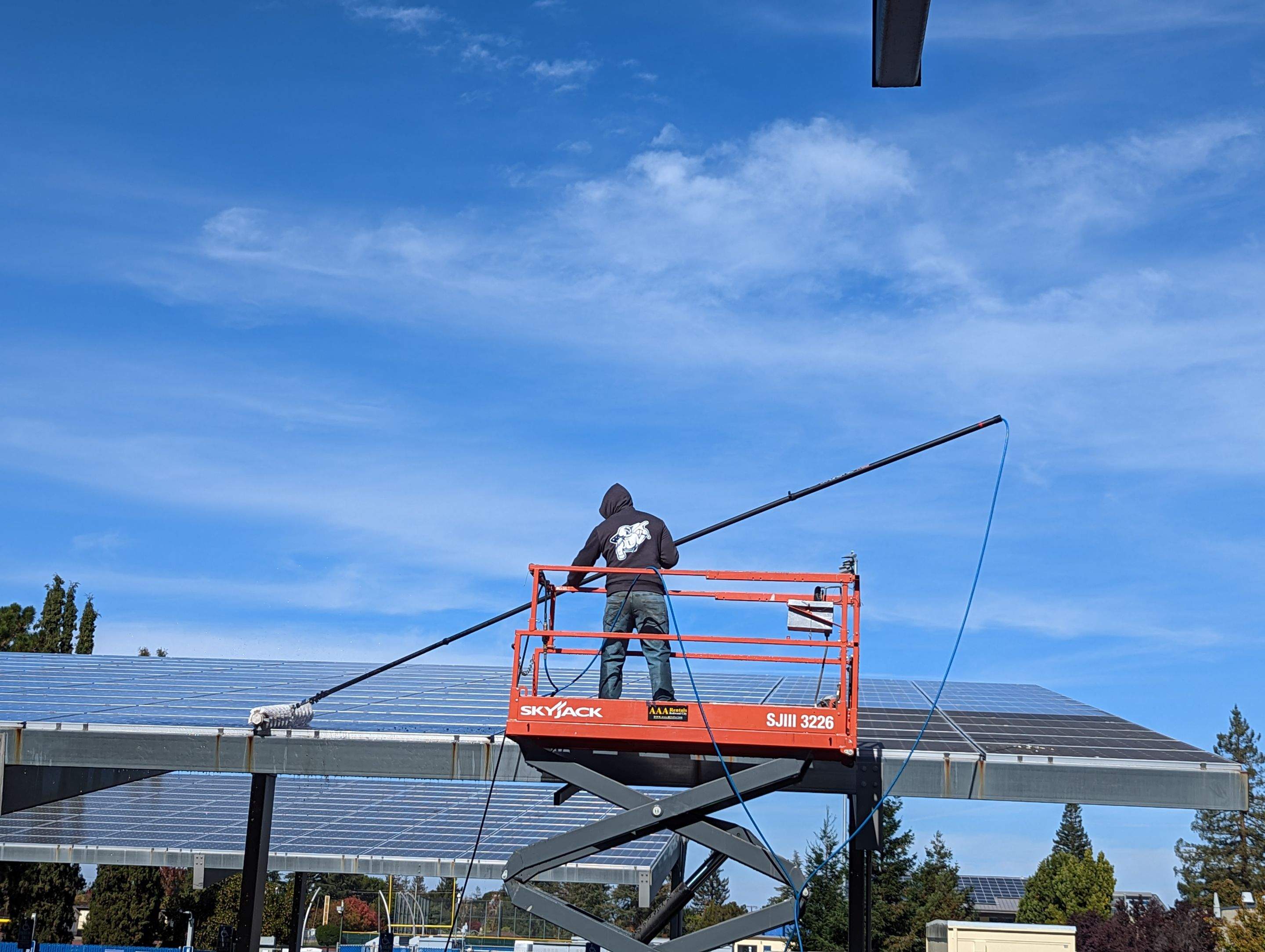 Los Alots Commercial Solar Panel Cleaning by All One Solar Shine