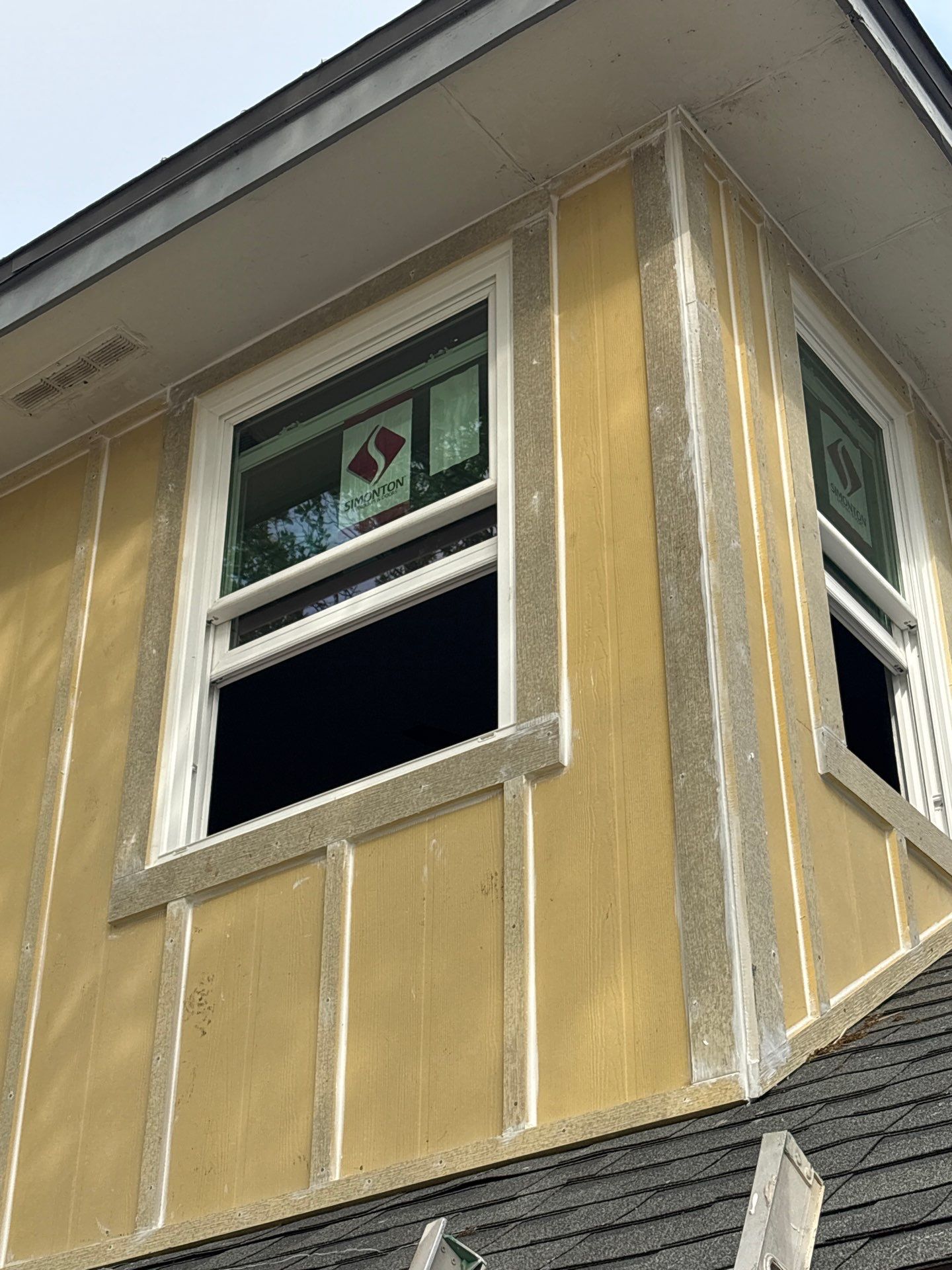 Run down on River Drive by Bayfront Roofing and Construction