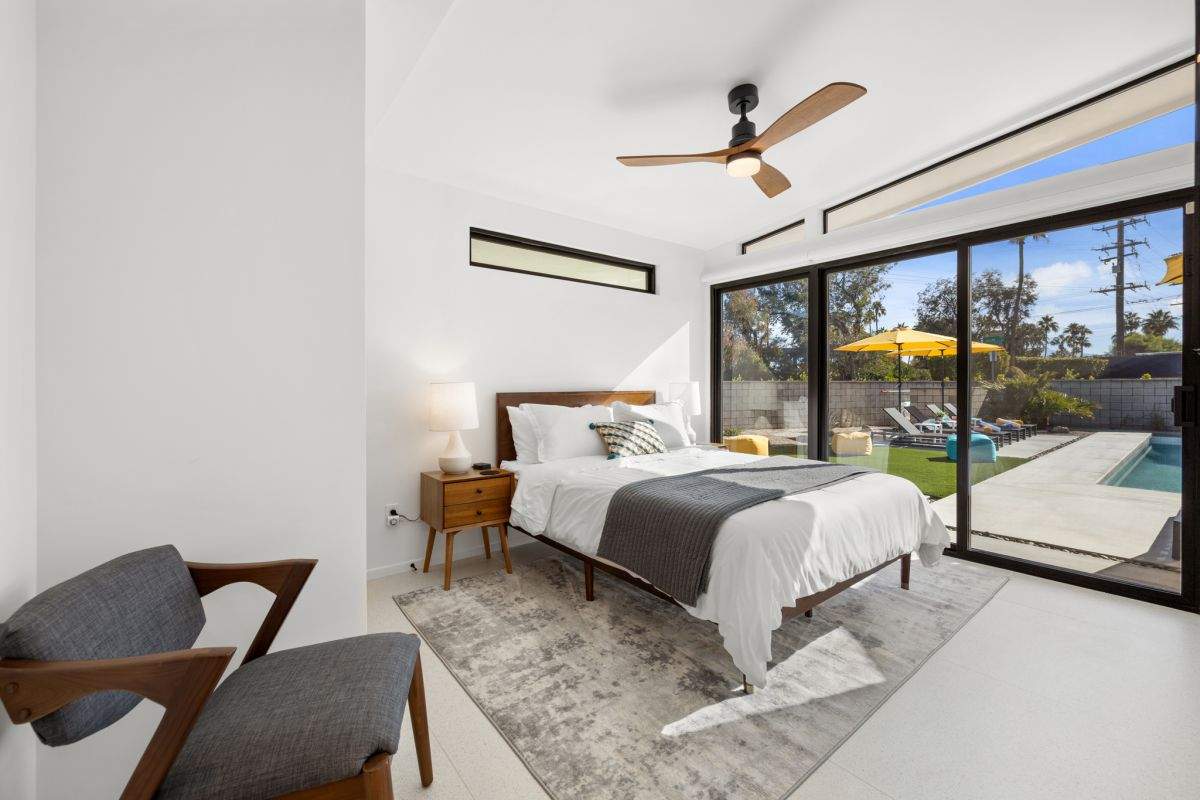 Palm Springs Midcentury Modern Home by One Stop Source