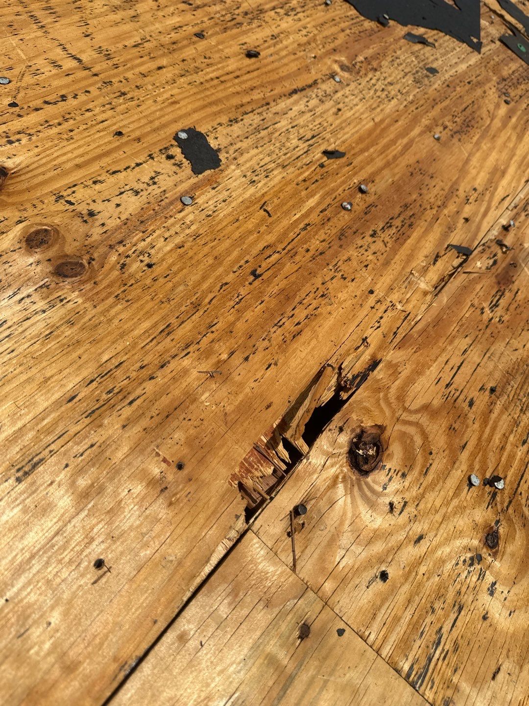 Roof Replacement Houston by Roof Repair Company