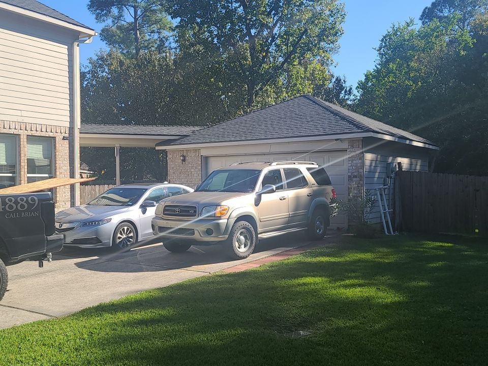 SureStart PLUS 4-STAR Warranty Fully covers materials, labor, tear-off and disposal expenses in years 1-50. by Roof Concepts Construction