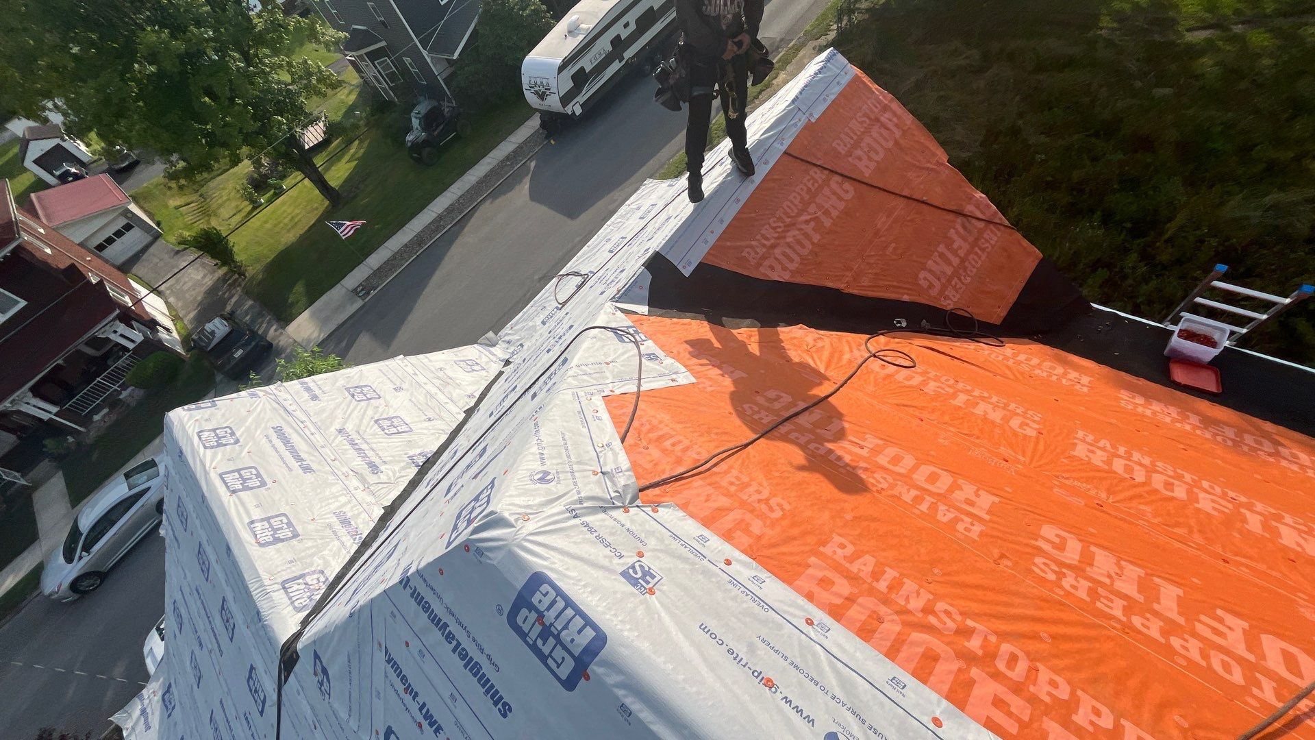 Residential Roofing Installation using GAF Timberline HDZ Charcoal by Rainstoppers Roofing