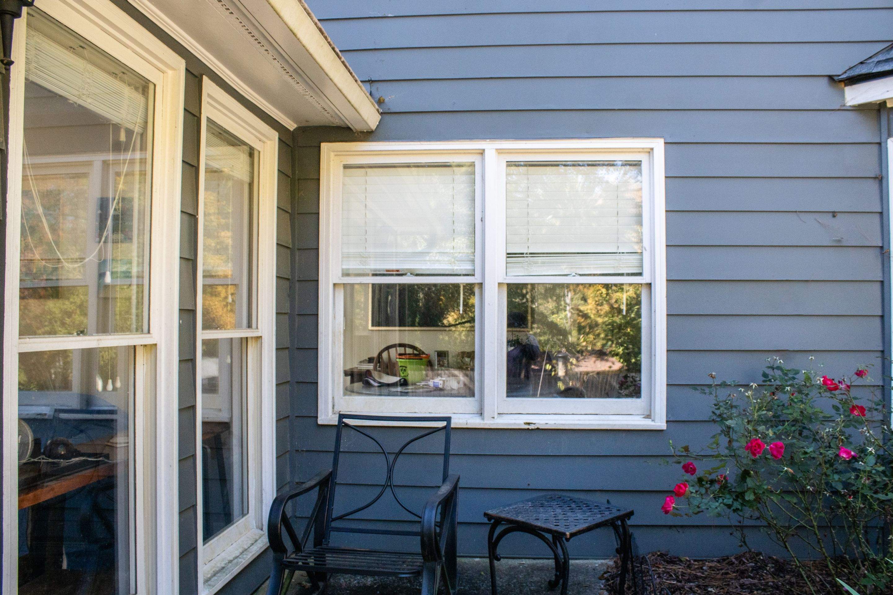 20+ Window Replacements using MI 1500 Series Vinyl Replacement Windows by Nelson Exteriors 