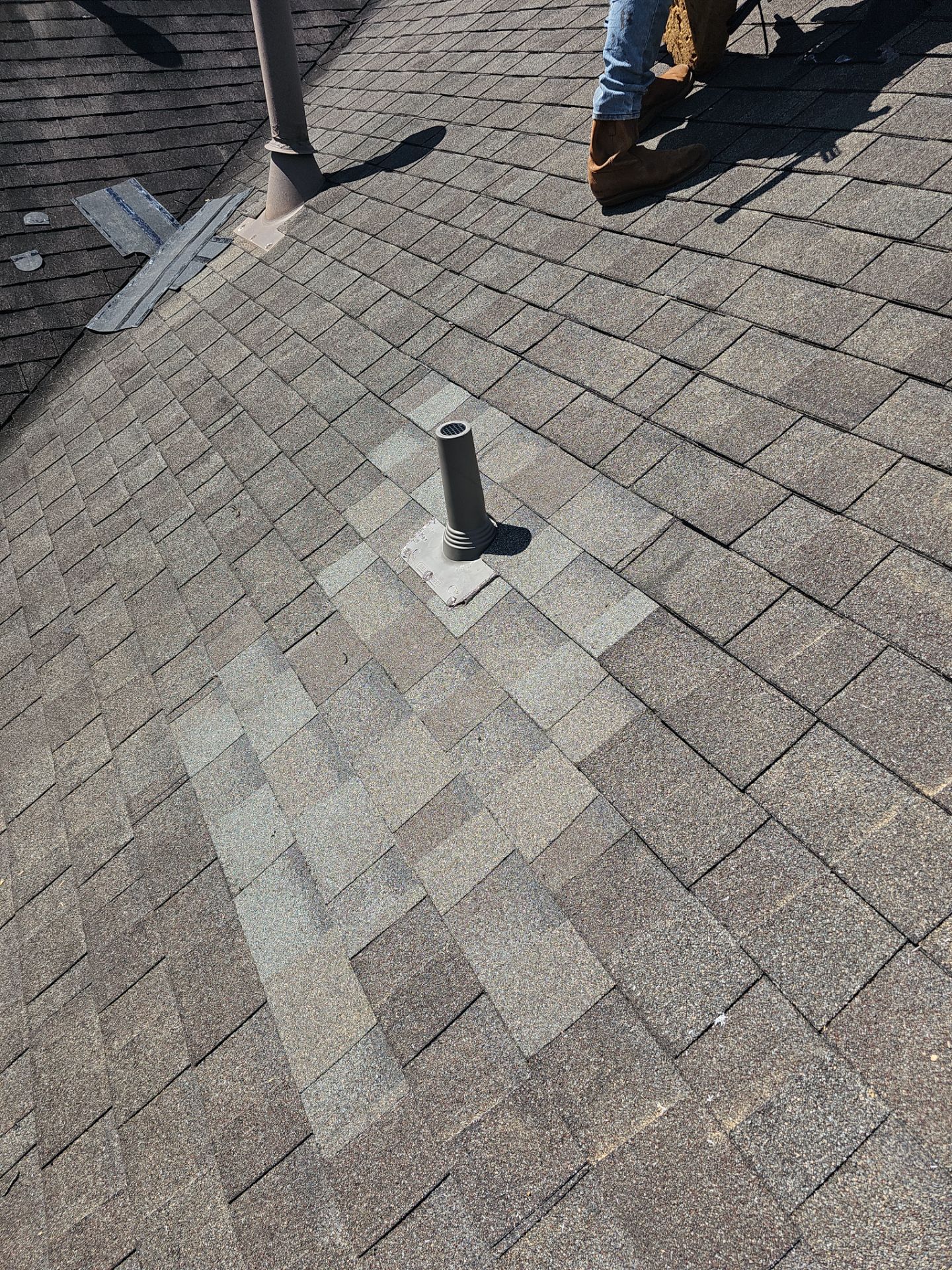 Hail Damage using Owen's Corning Duration (Lifetime) Shingles by Roof Repair Company