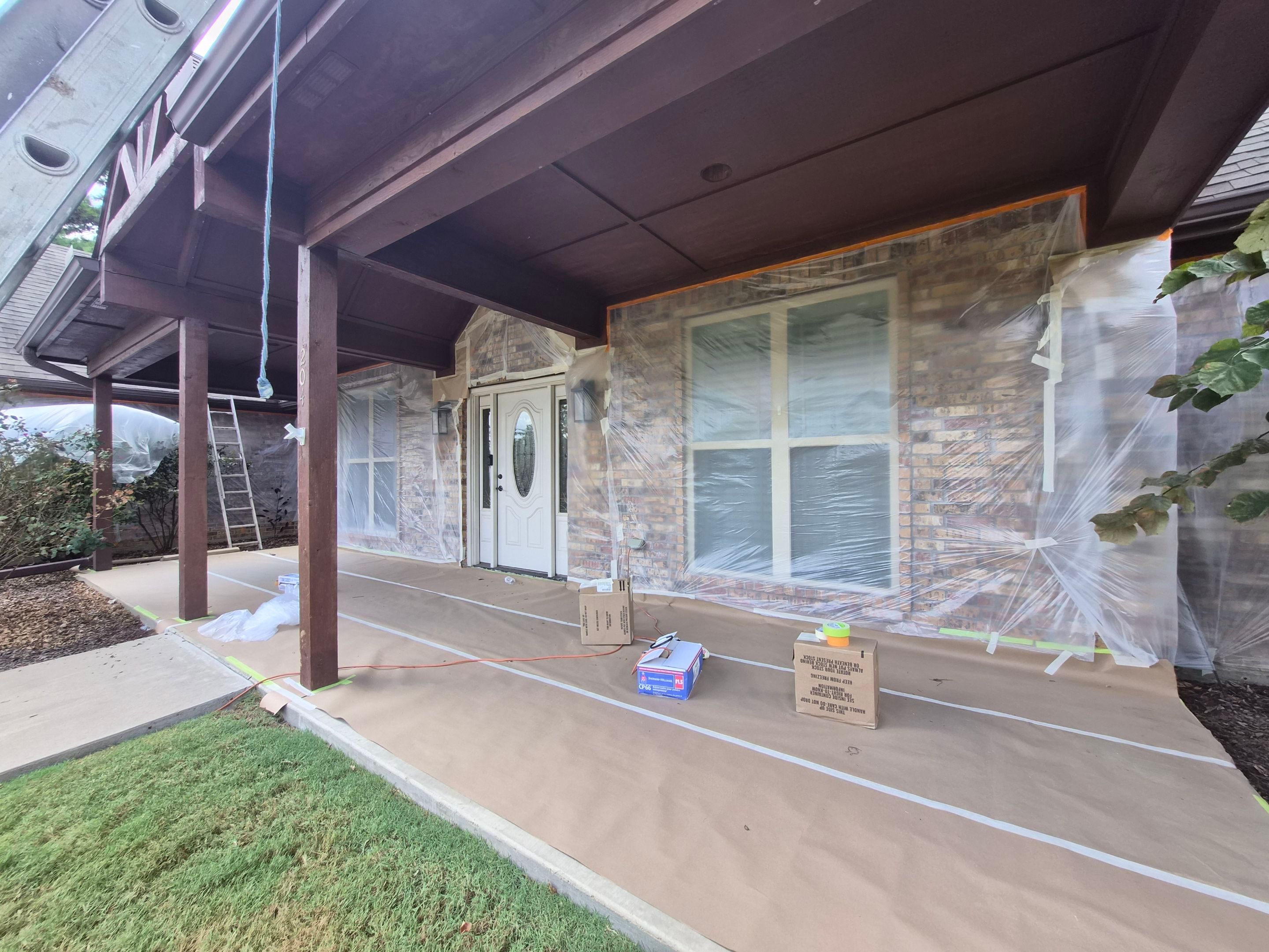 From Dated Brown to Modern Contrast: A Mineola Exterior Transformation by Quality Coats Painting