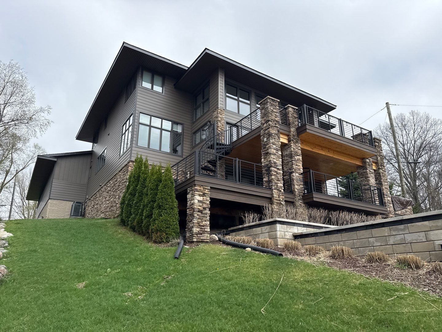 Siding Replacement using Ascend by 180 Contractors