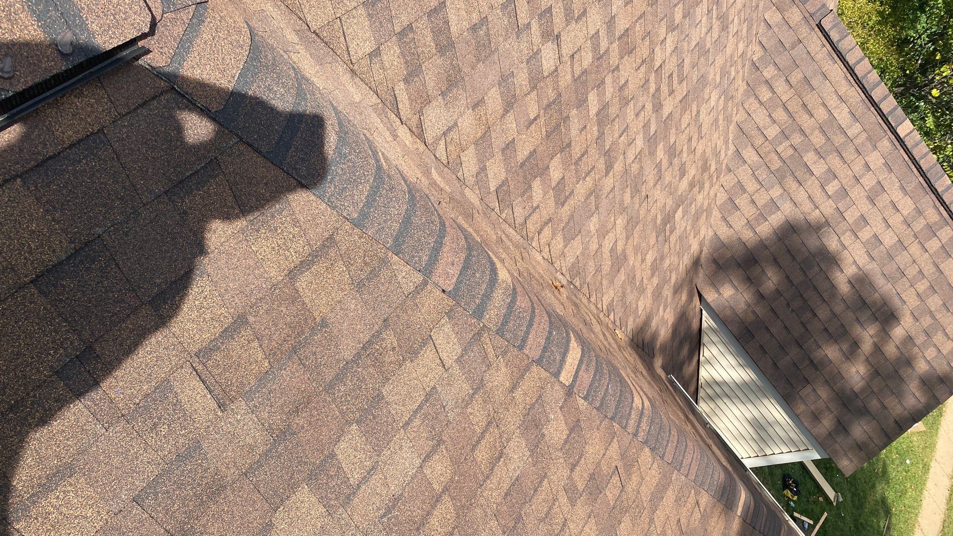 Vienna: Residential Roof Replacement with CertainTeed Landmark Designer Shingles in Burnt Sienna by RM Banning, Inc.