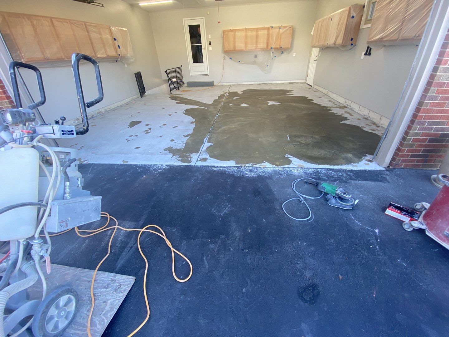 Garage Floor with Stairs using Buckeye and Slate Stone by Your1DayFloor.com