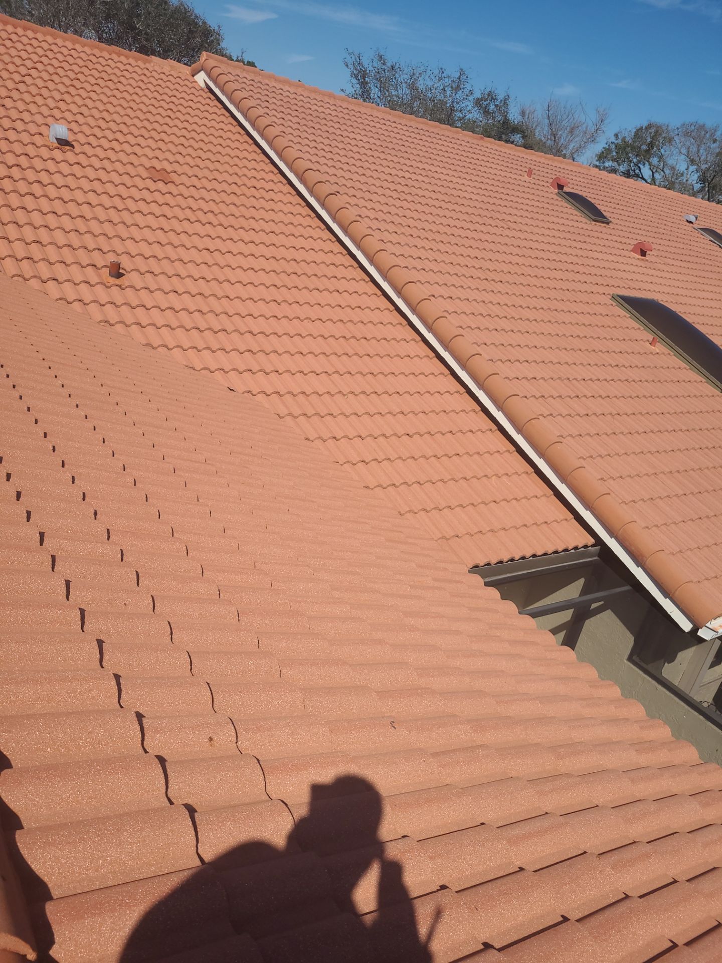 Tile Roof Repair in Deerfield – Expert Craftsmanship & Reliable Service by Aastro Roofing