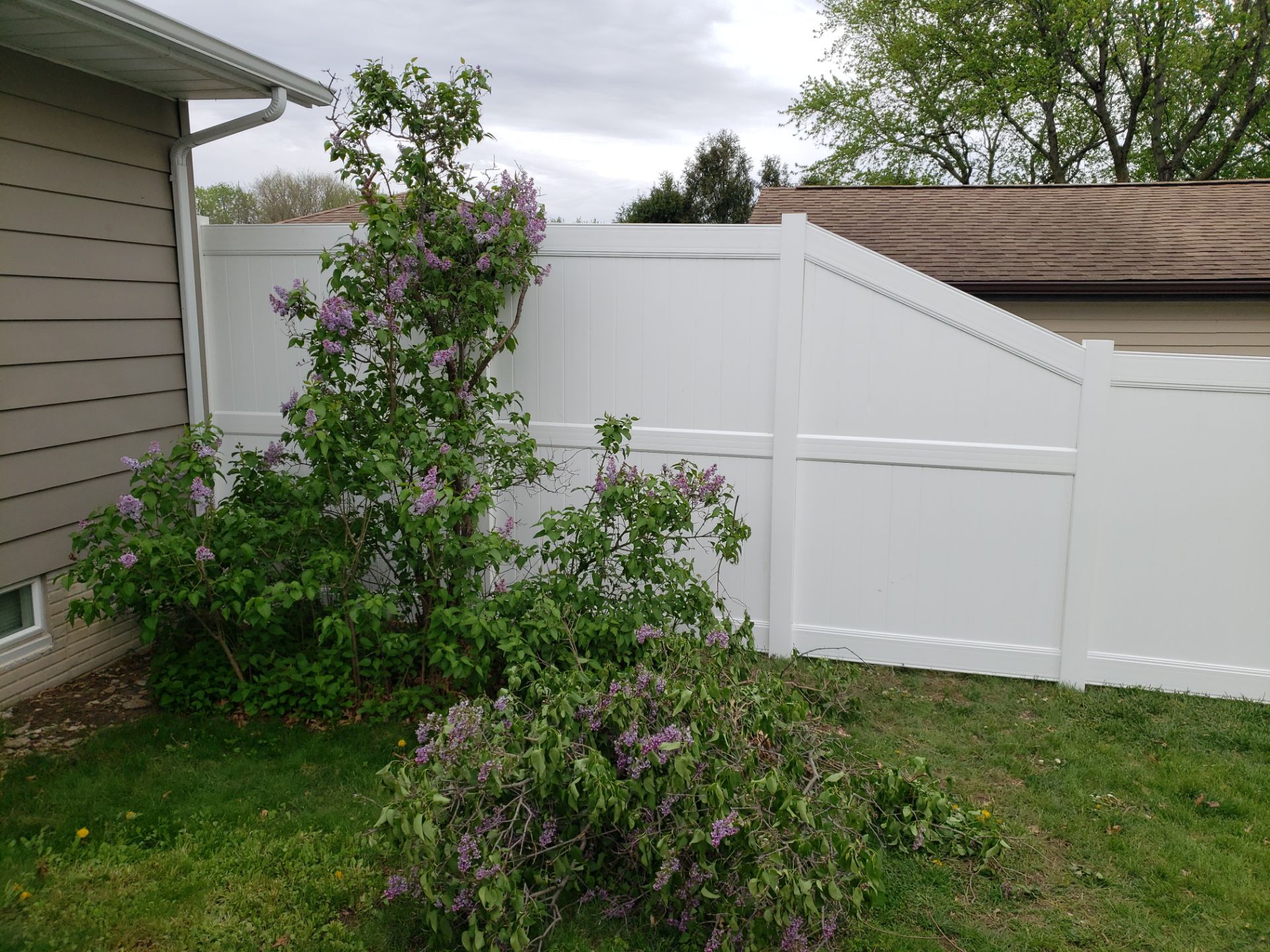 Project in Cedar Falls by Perfect Picket Fence and Stain