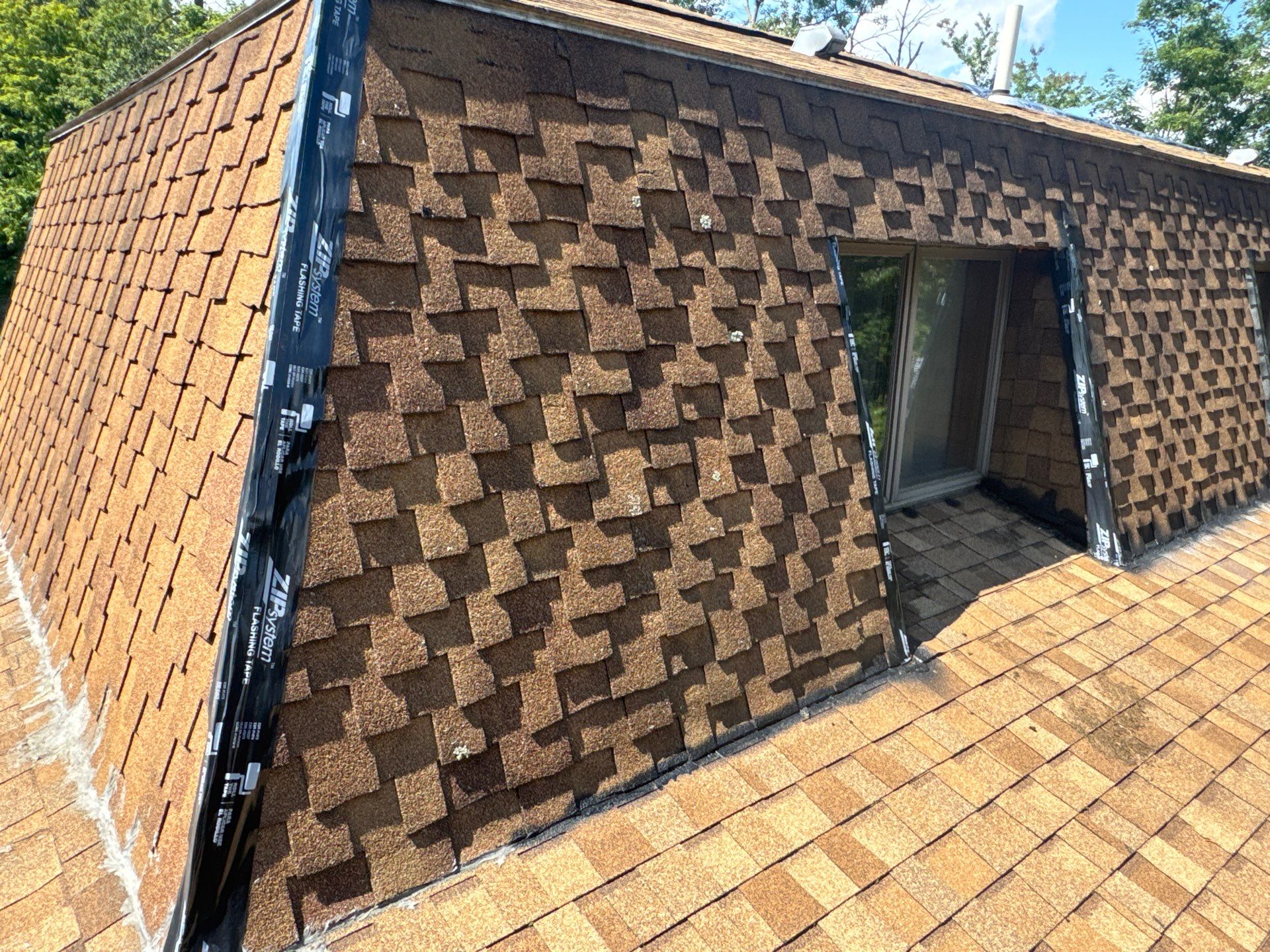 Emergency Roof Patch and Leak Mitigation in Townsend by Boston Board Up