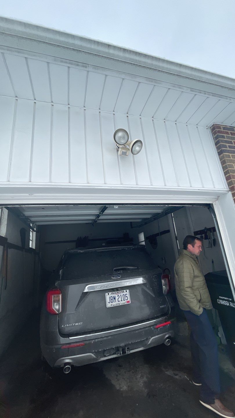 Eli Dodgeson by Silver Leaf Contracting 
