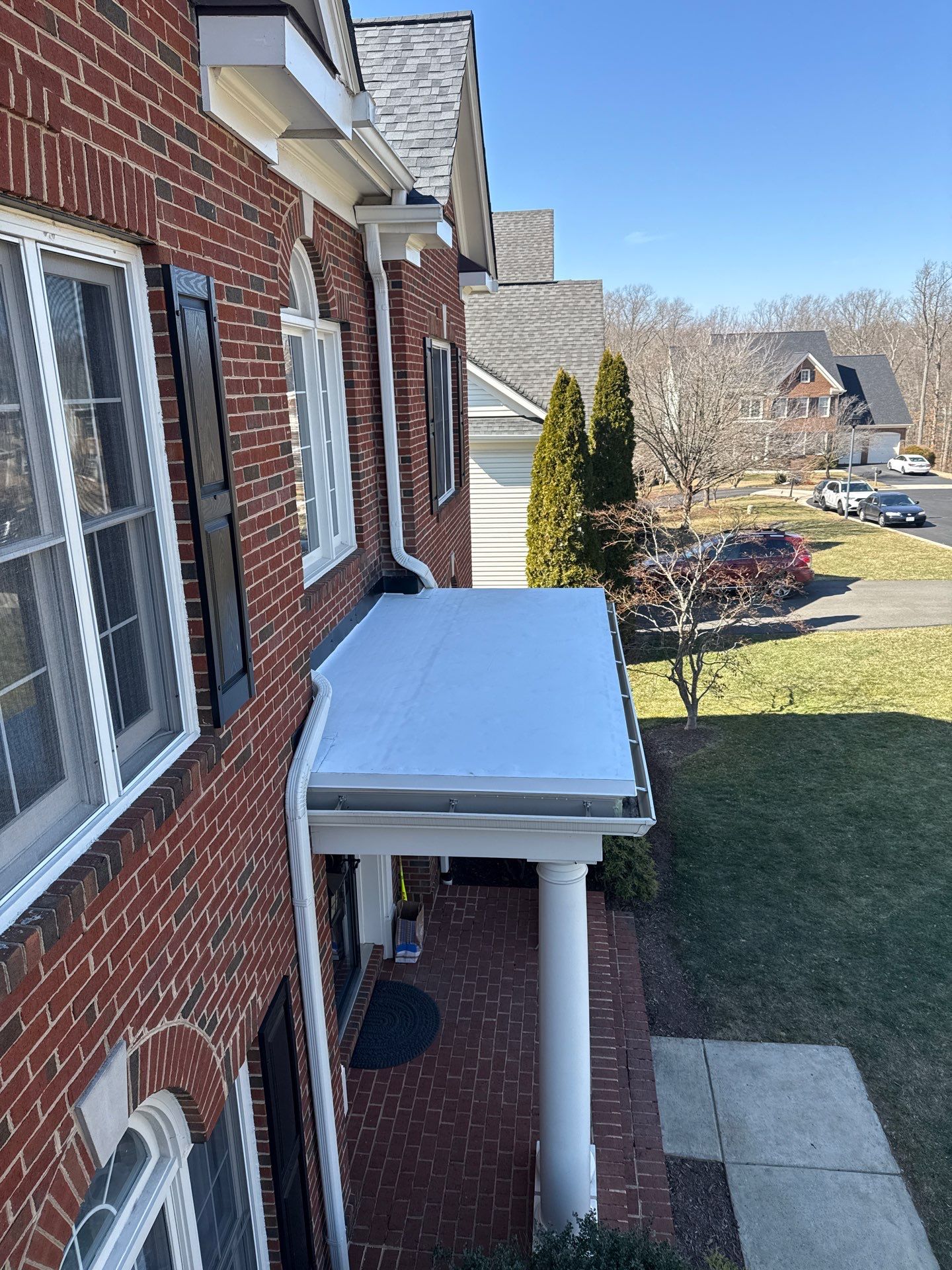 Springfield: Residential Roof Replacement with CertainTeed Landmark Pro in Max Def Moire Black by RM Banning, Inc.