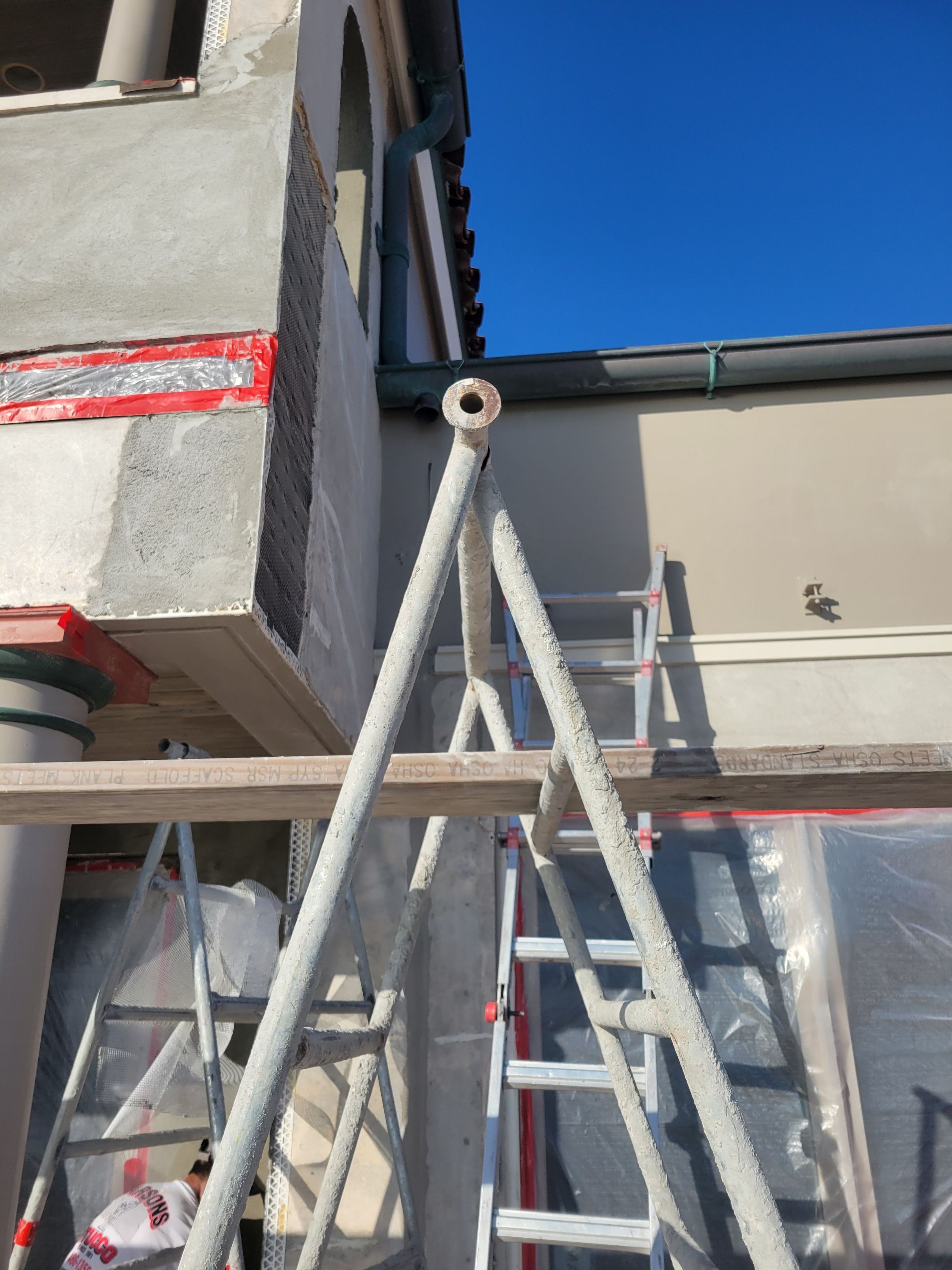 Half-Round Aluminum Gutters Installed in Nokomis FL by Gutter Professors