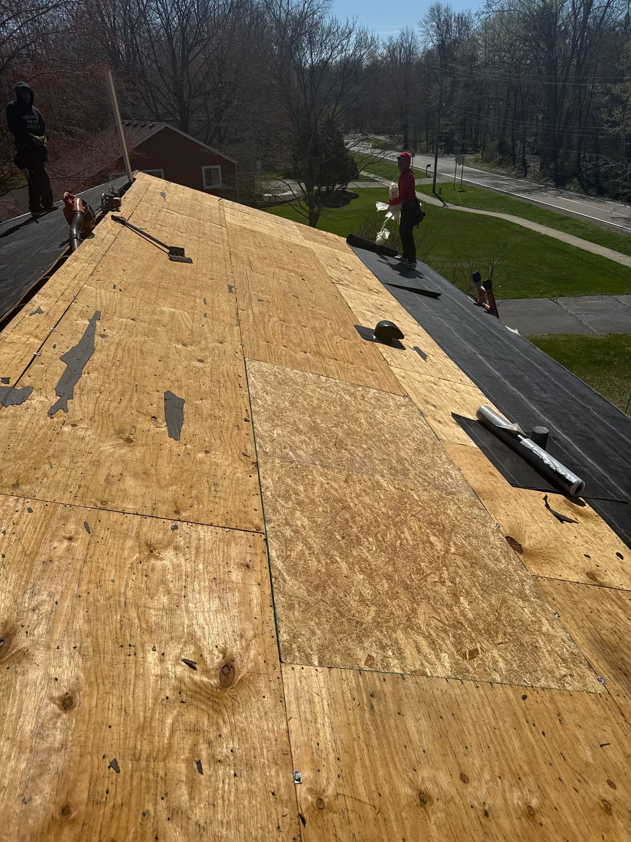 Roof Replacement using Owens Corning Onyx Black by 180 Contractors