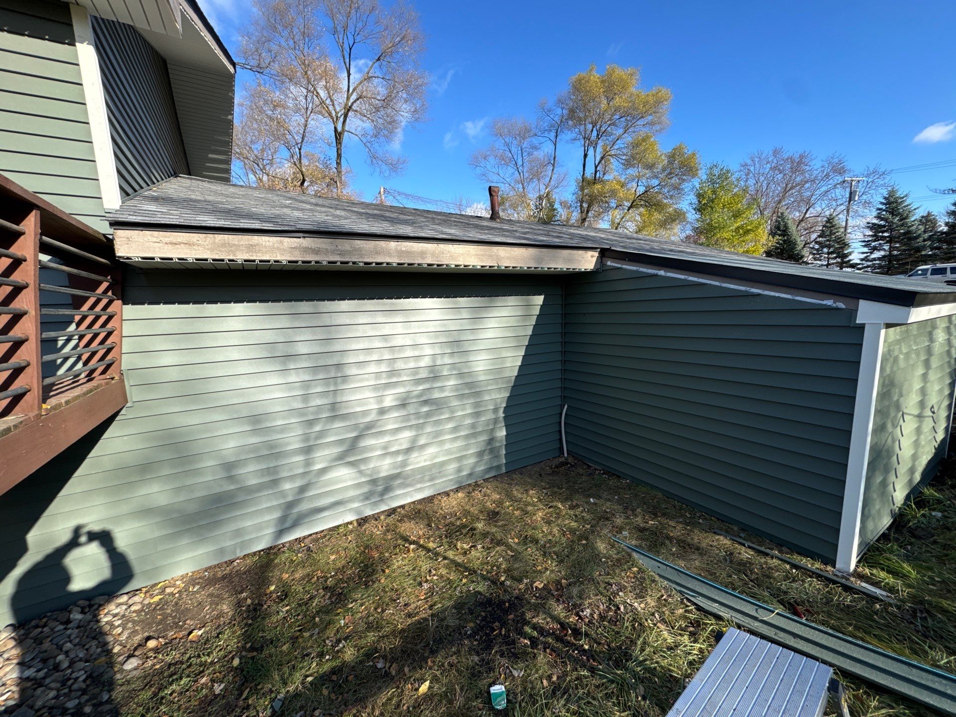 Siding Replacement using Alside Charter Oak D4.5" by 180 Contractors